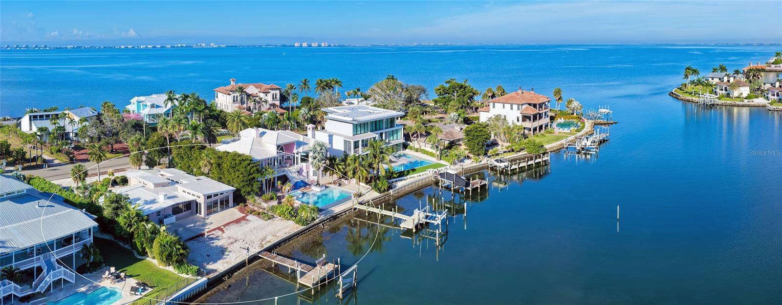 355 S SHORE DR, SARASOTA, FL — photo 10