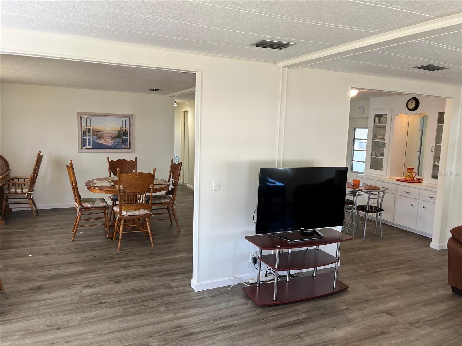 824 CERVINA DR, VENICE, FL — photo 16