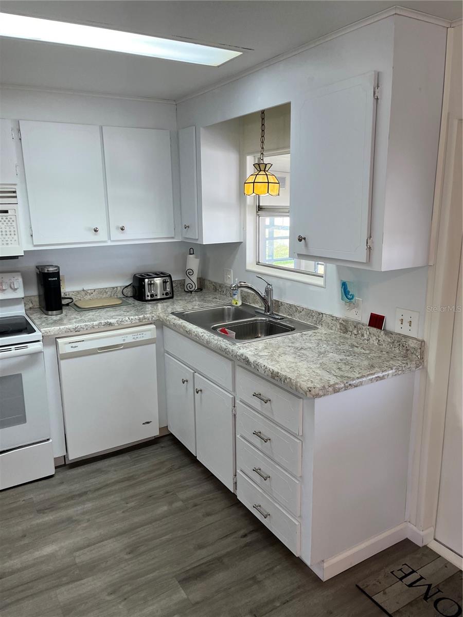 824 CERVINA DR, VENICE, FL — photo 23