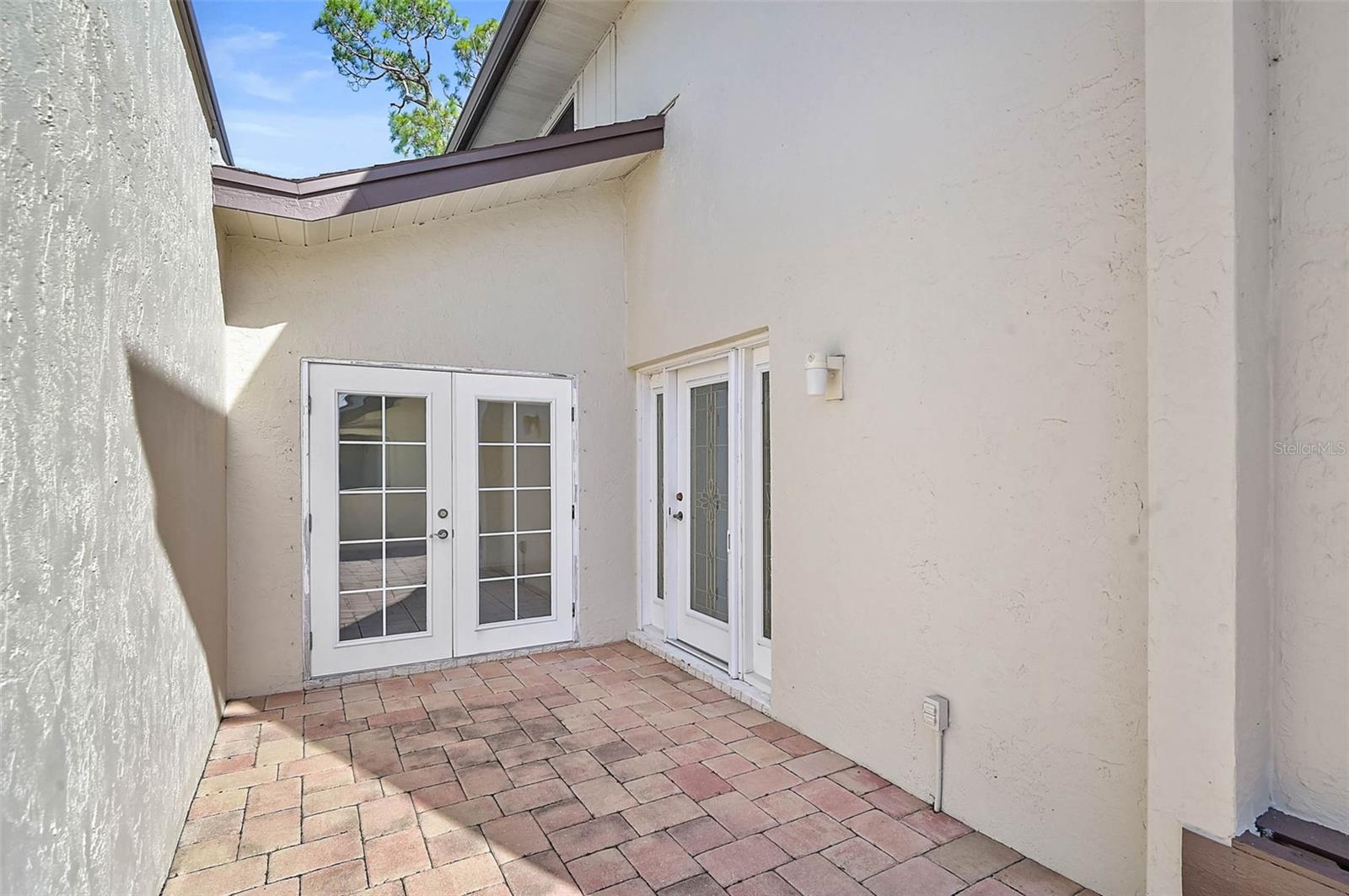 4414 LA JOLLA DR #0, BRADENTON, FL — photo 2