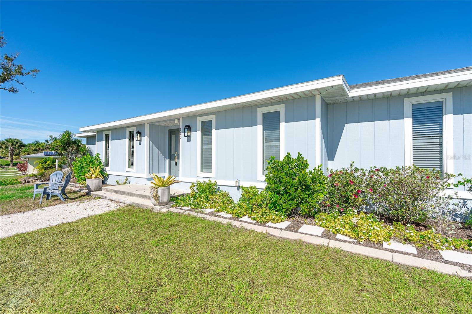 320 ANCHOR ROW, PLACIDA, FL — photo 2