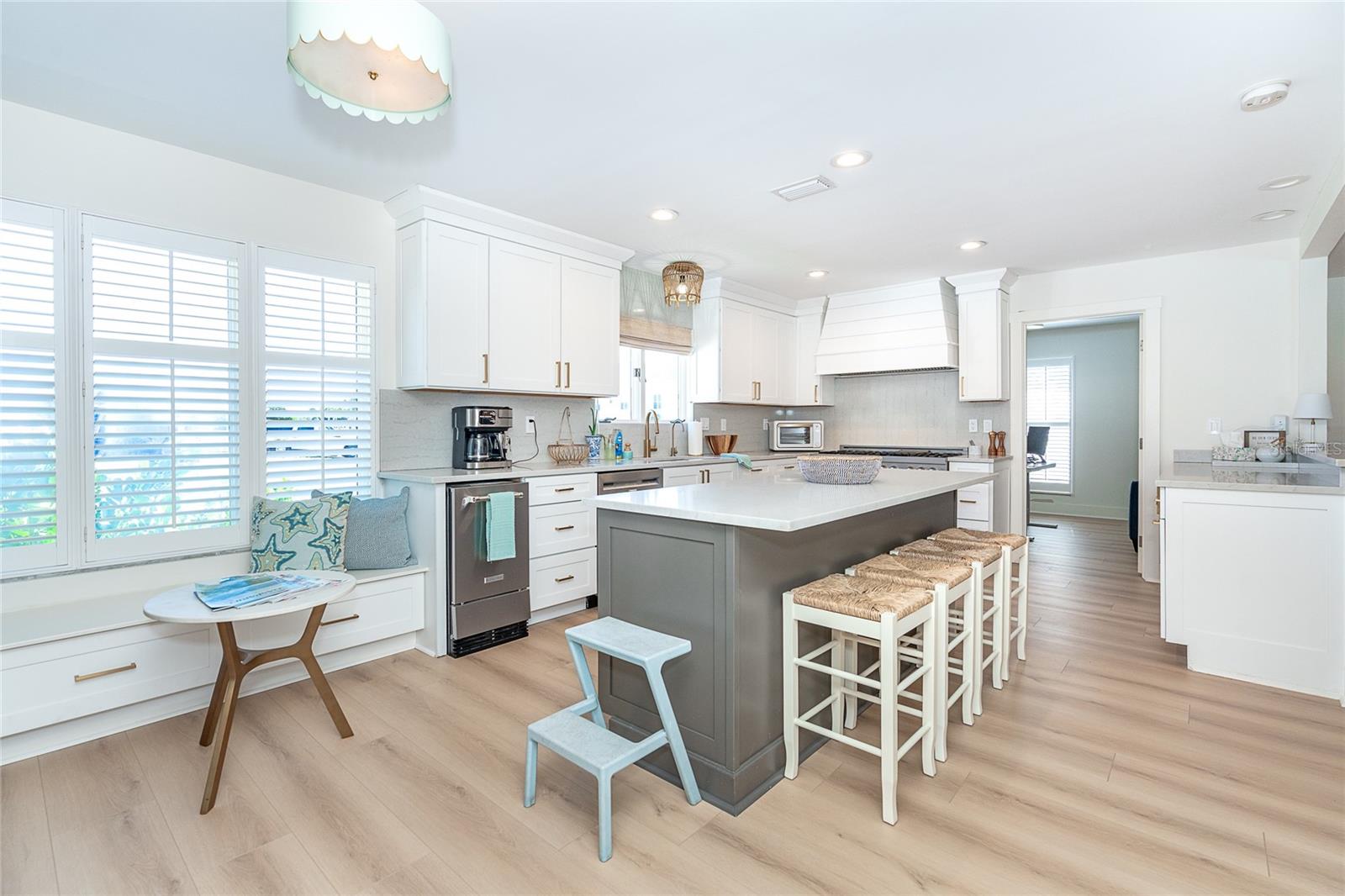 320 ANCHOR ROW, PLACIDA, FL — photo 11