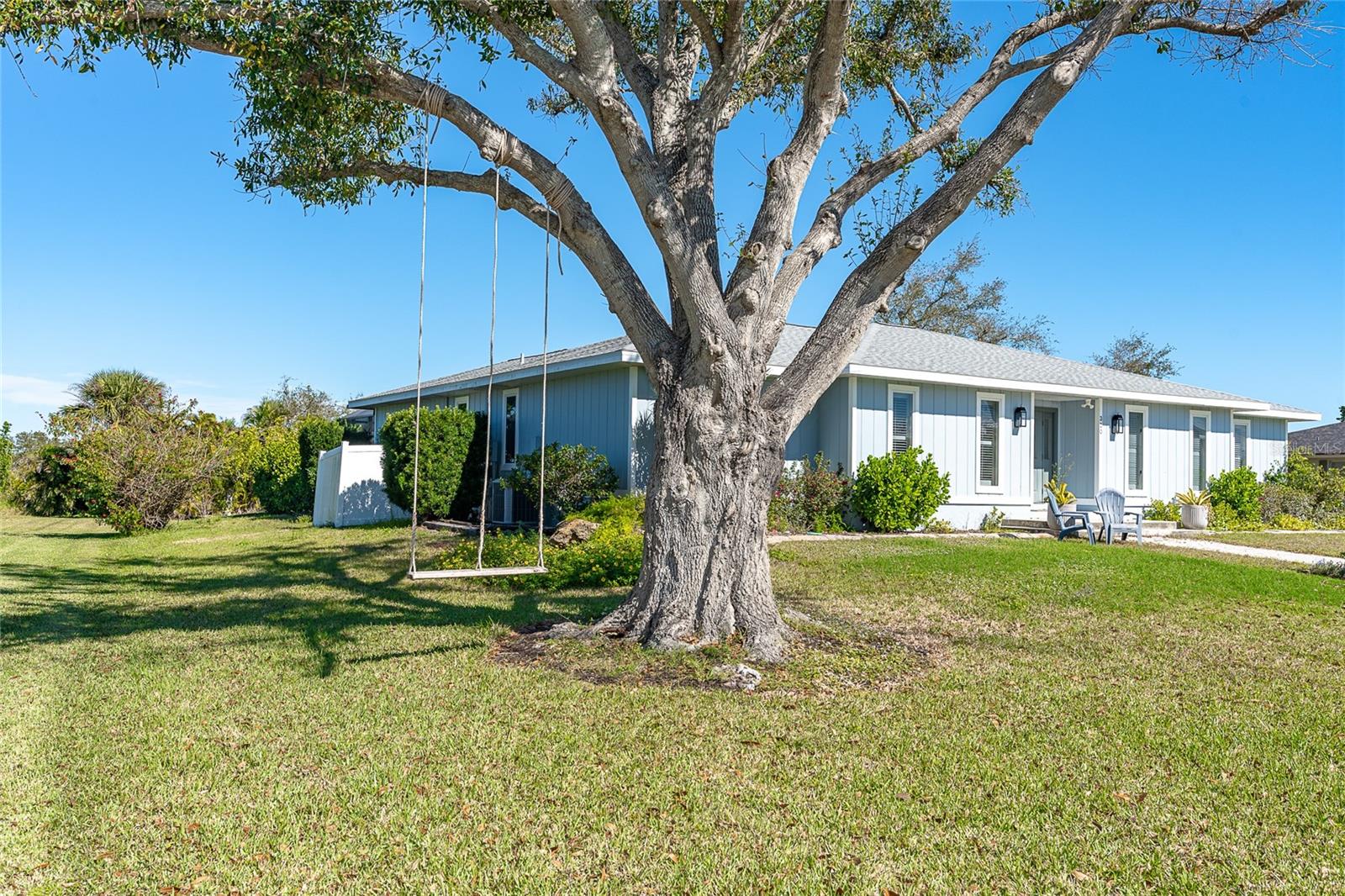 320 ANCHOR ROW, PLACIDA, FL — photo 36