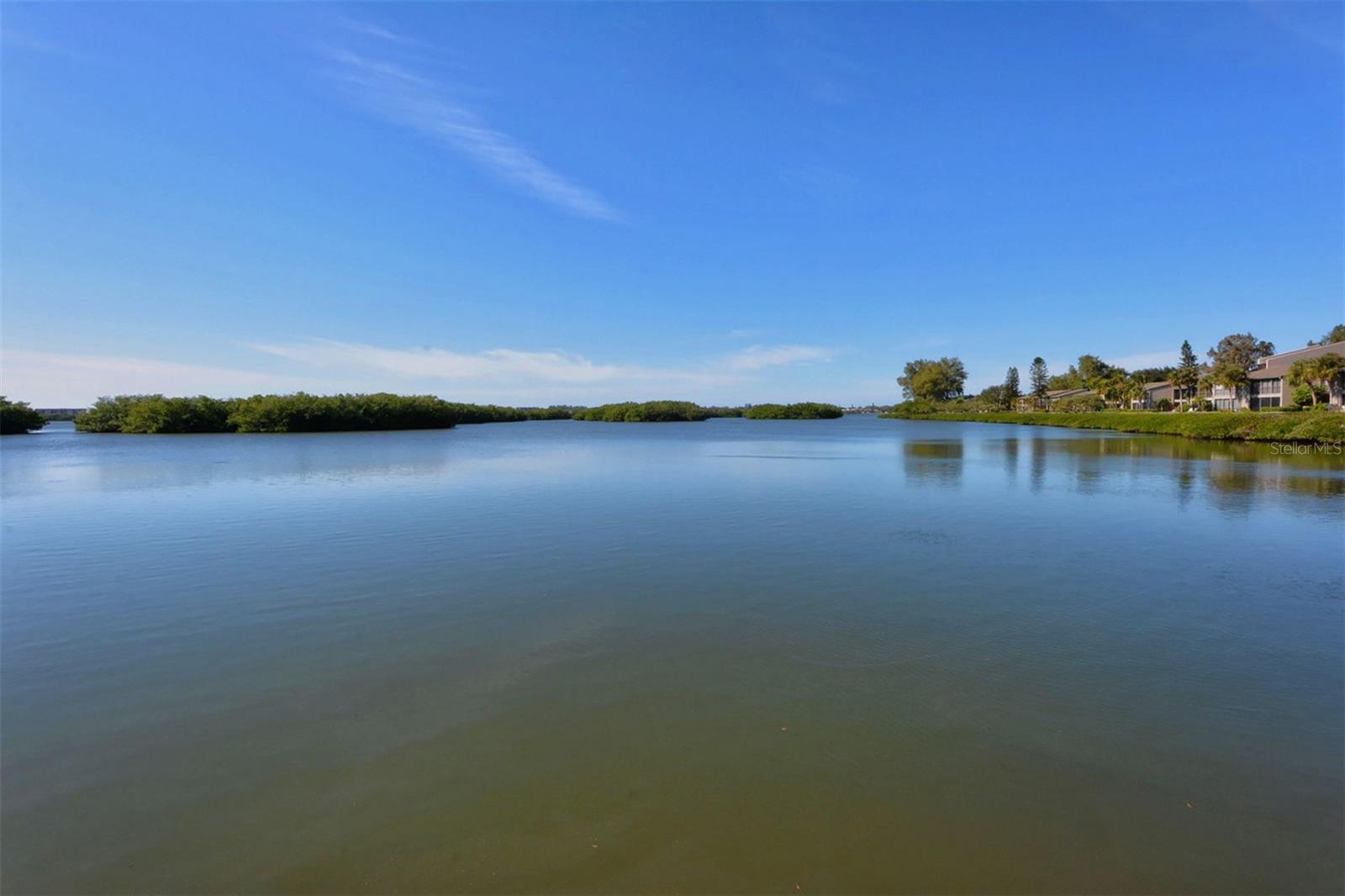 1518 PELICAN POINT DR #257, SARASOTA, FL — photo 48