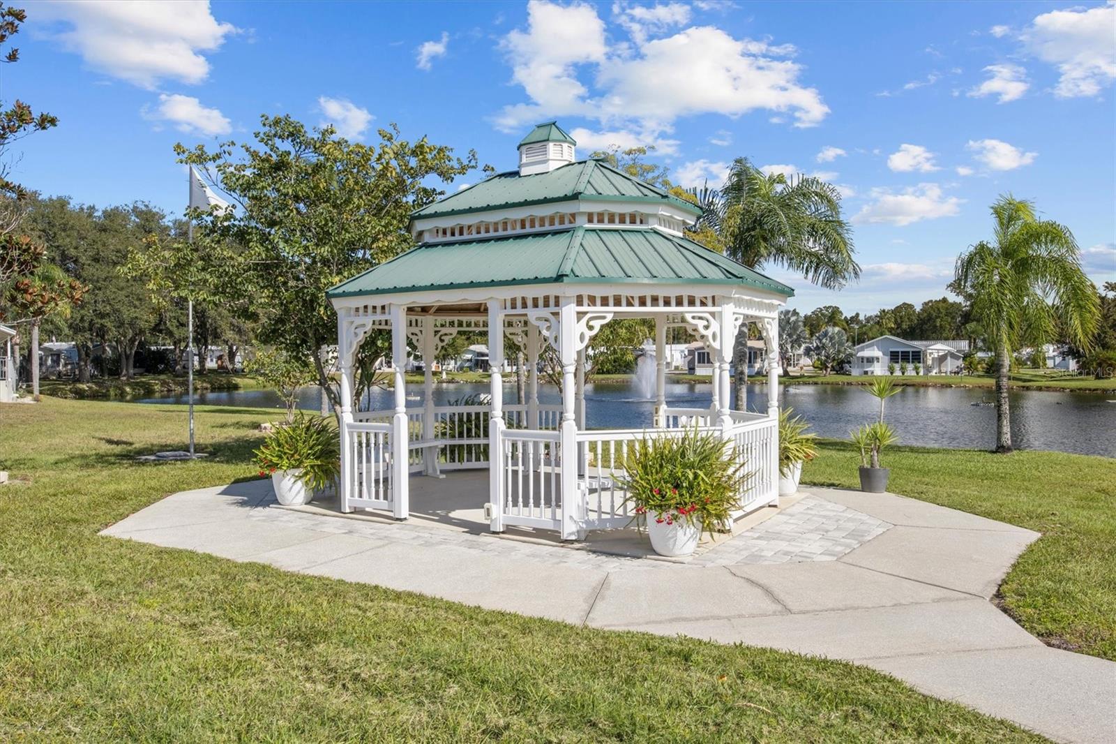 429 CITRUS RIDGE DR, DAVENPORT, FL — photo 39
