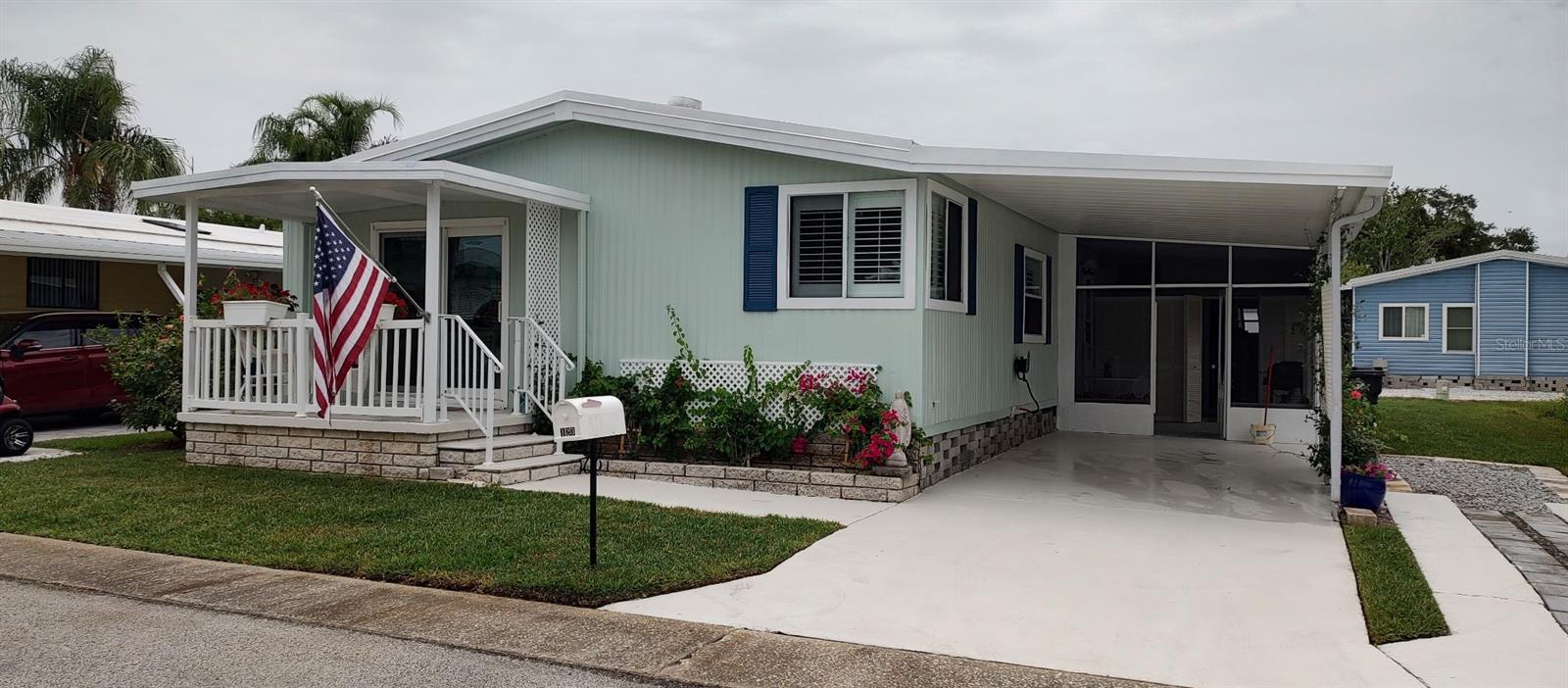 123 DOLPHIN DR S, OLDSMAR, FL