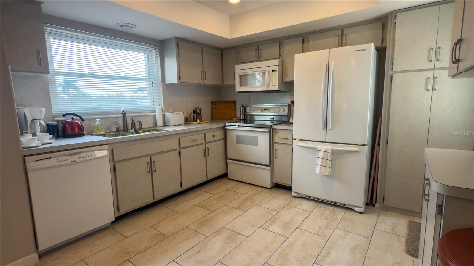 1900 BENJAMIN FRANKLIN DR #201BER, SARASOTA, FL — photo 11