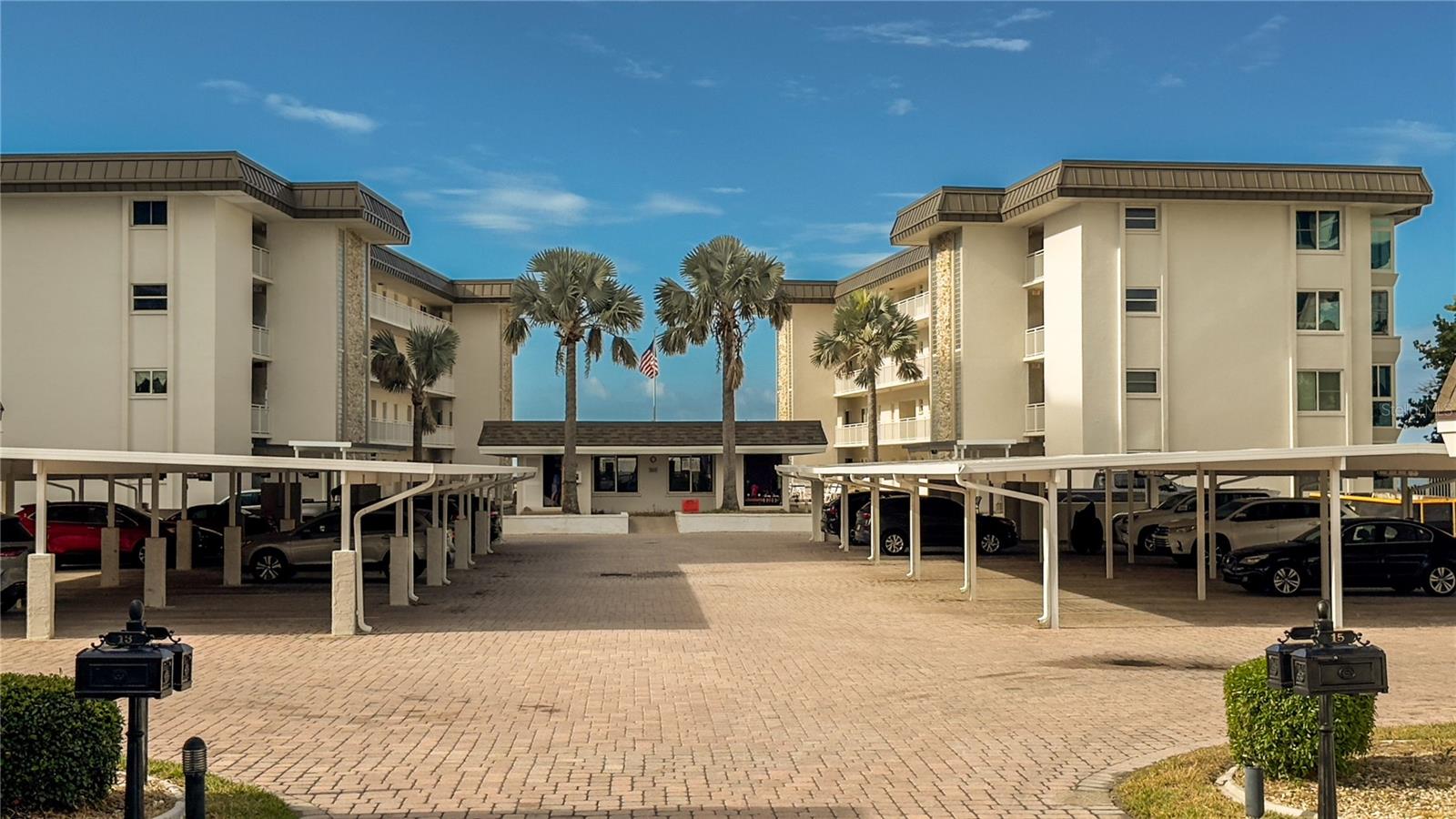 1900 BENJAMIN FRANKLIN DR #201BER, SARASOTA, FL — photo 34