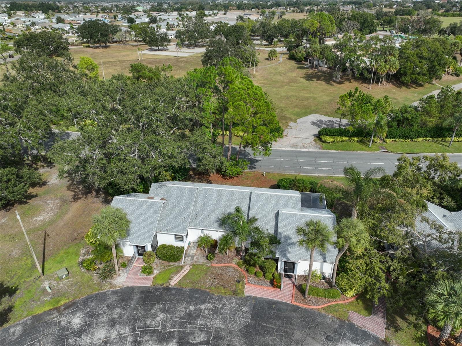 1305 SPRY CT, SUN CITY CENTER, FL — photo 37