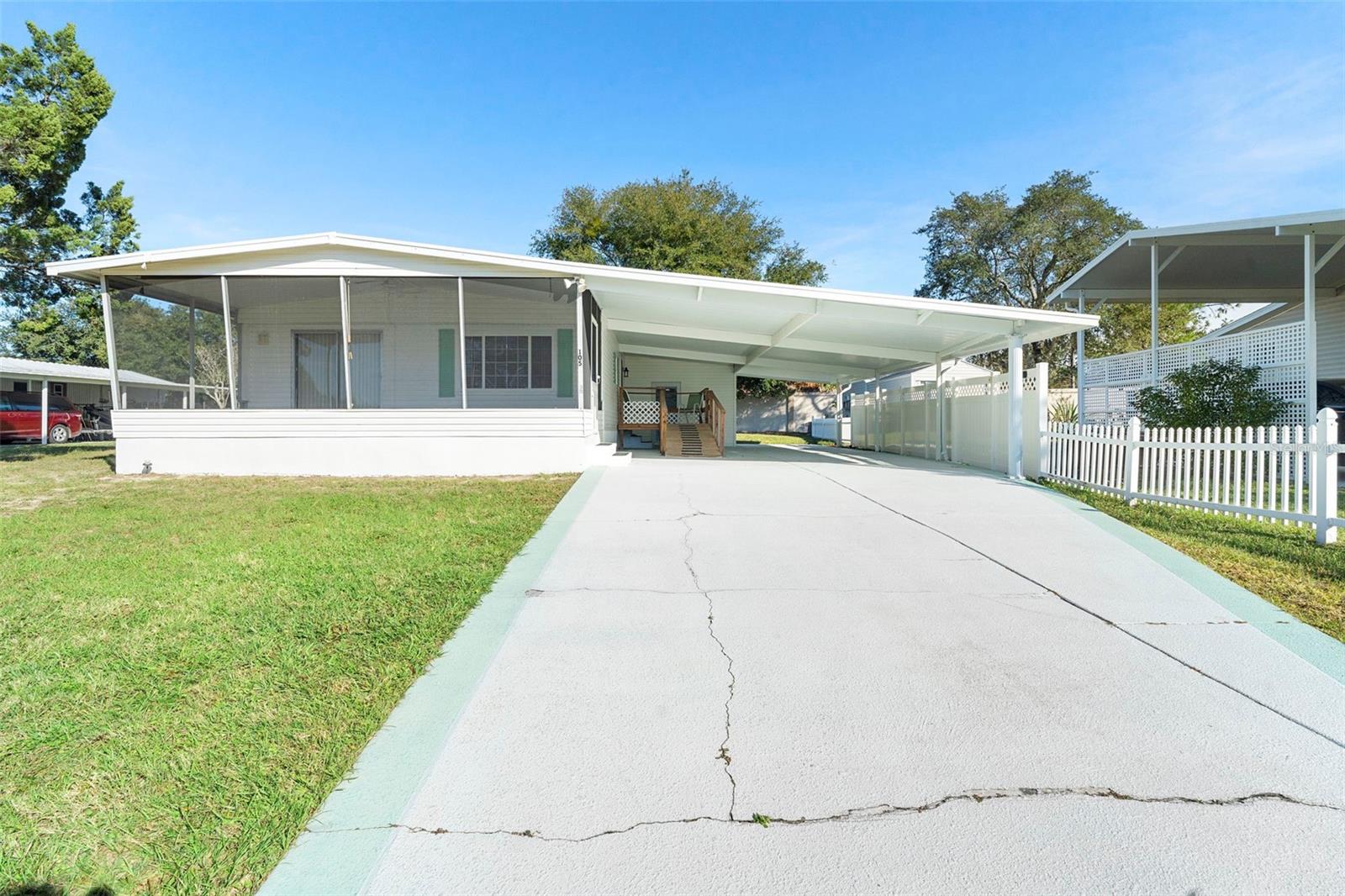 105 FLORENCE BLVD, DEBARY, FL — photo 2