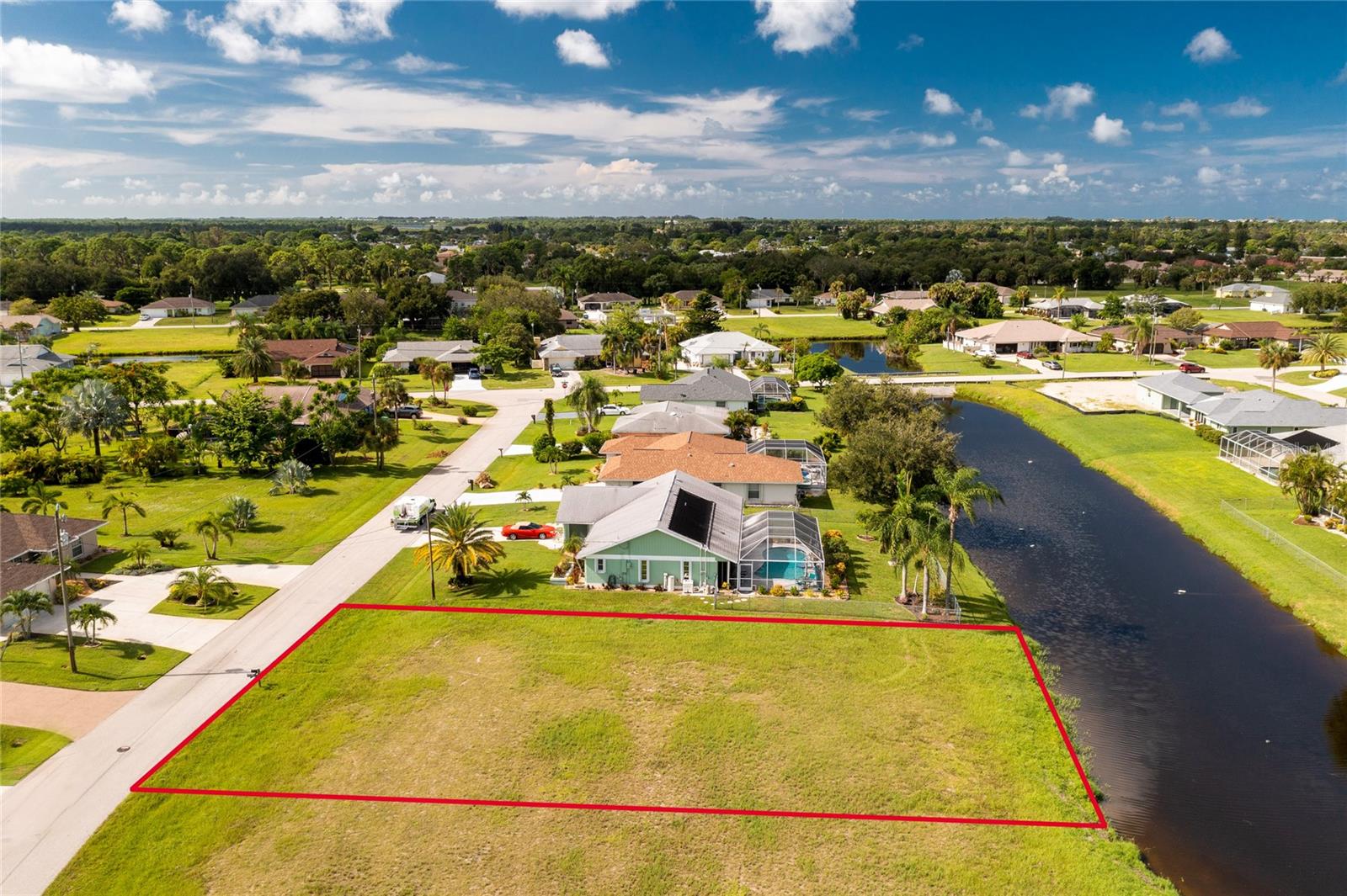19 BUNKER TER, ROTONDA WEST, FL