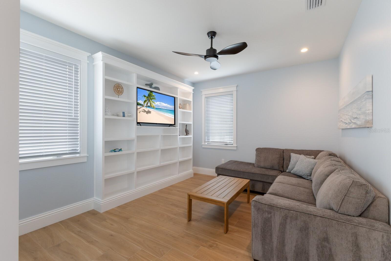 2415 AVENUE B, BRADENTON BEACH, FL — photo 18
