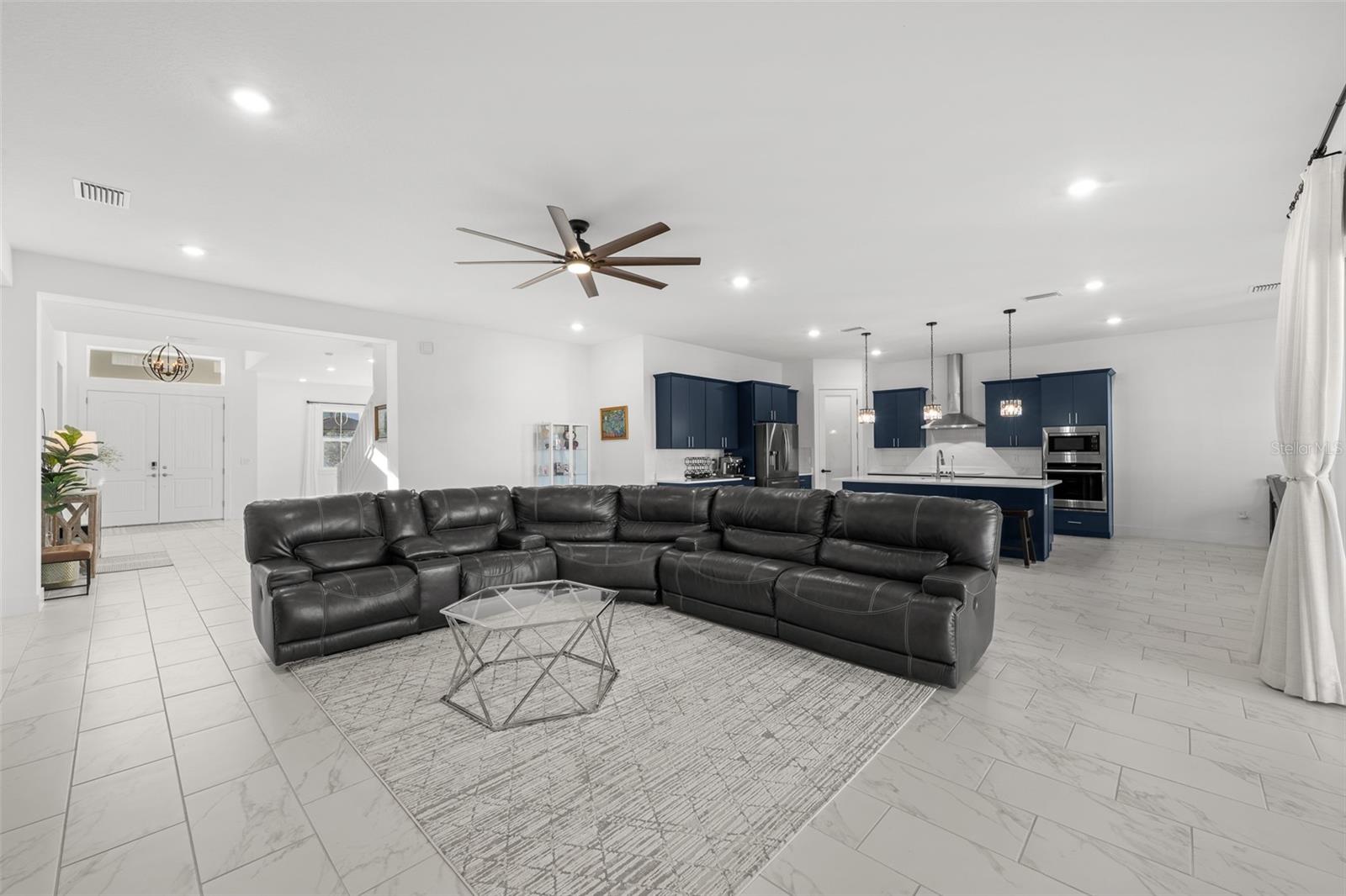 9185 SANDERS TREE LOOP, WESLEY CHAPEL, FL — photo 5