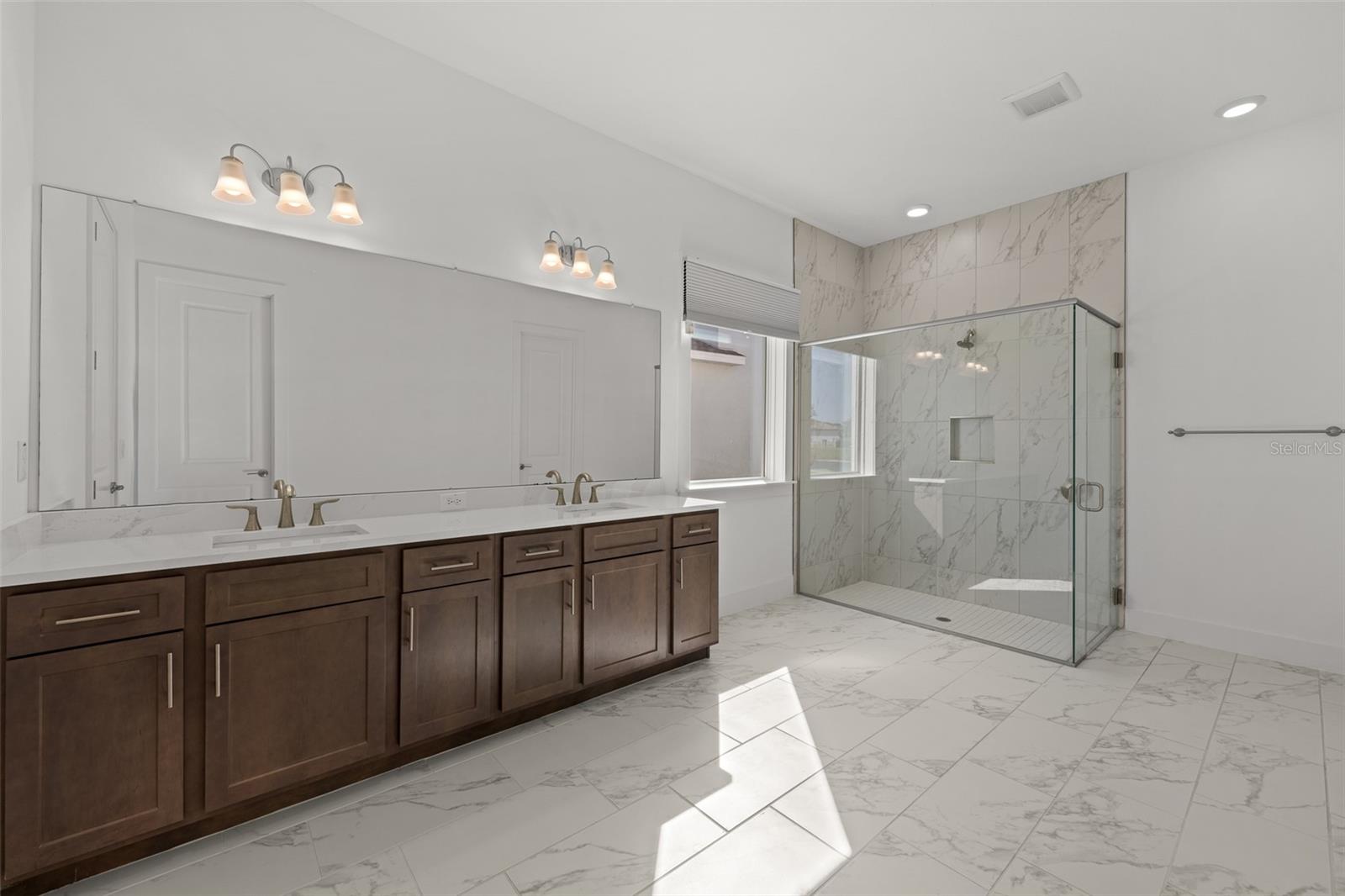 9185 SANDERS TREE LOOP, WESLEY CHAPEL, FL — photo 15