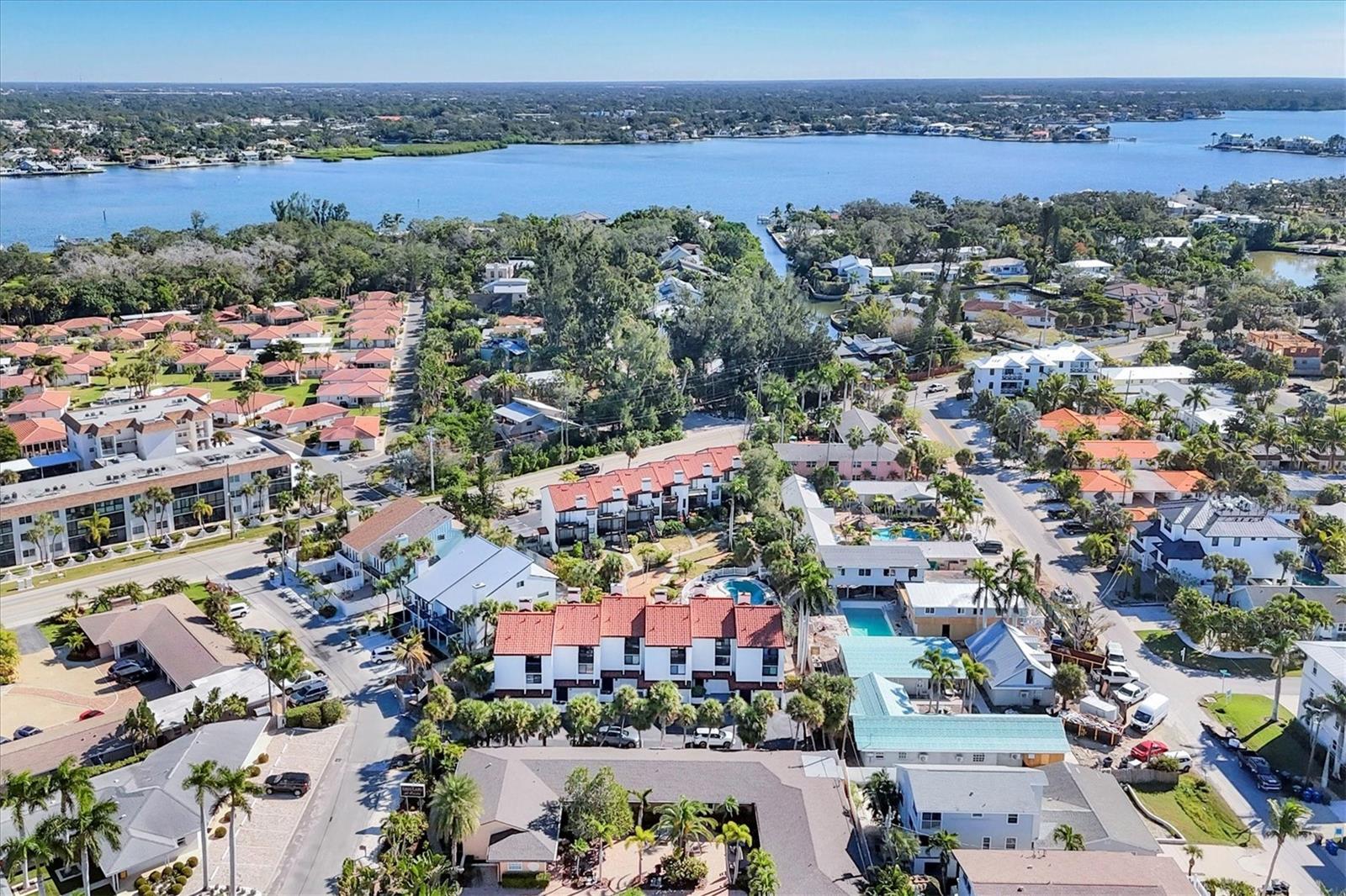 6790 SARASEA CIR #6790, SARASOTA, FL — photo 35