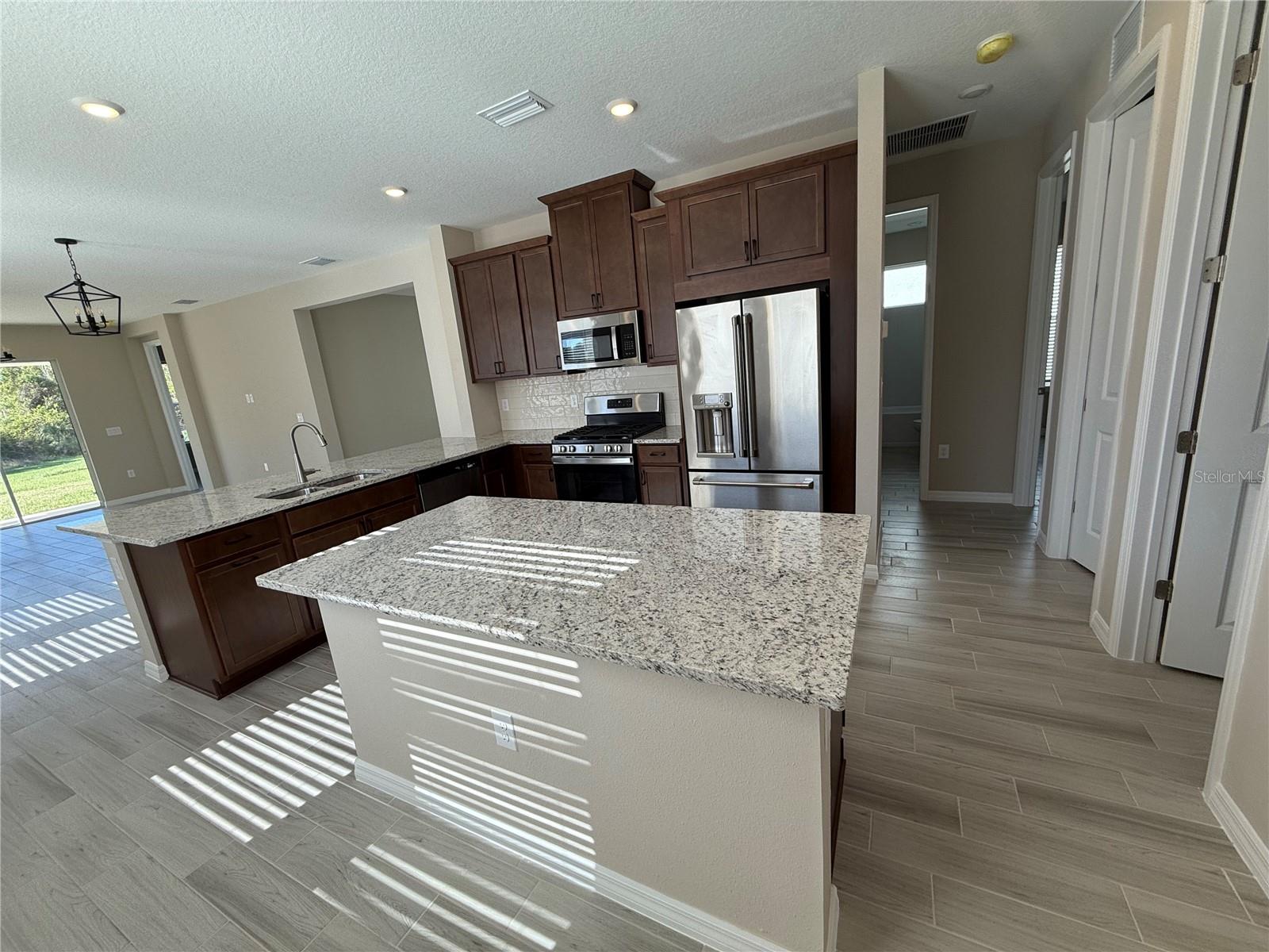 15013 SHADY PALMS LN, NOKOMIS, FL — photo 4