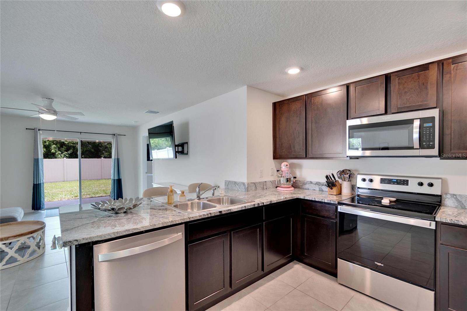 5547 LOGAN CAVE AVE, WIMAUMA, FL — photo 4
