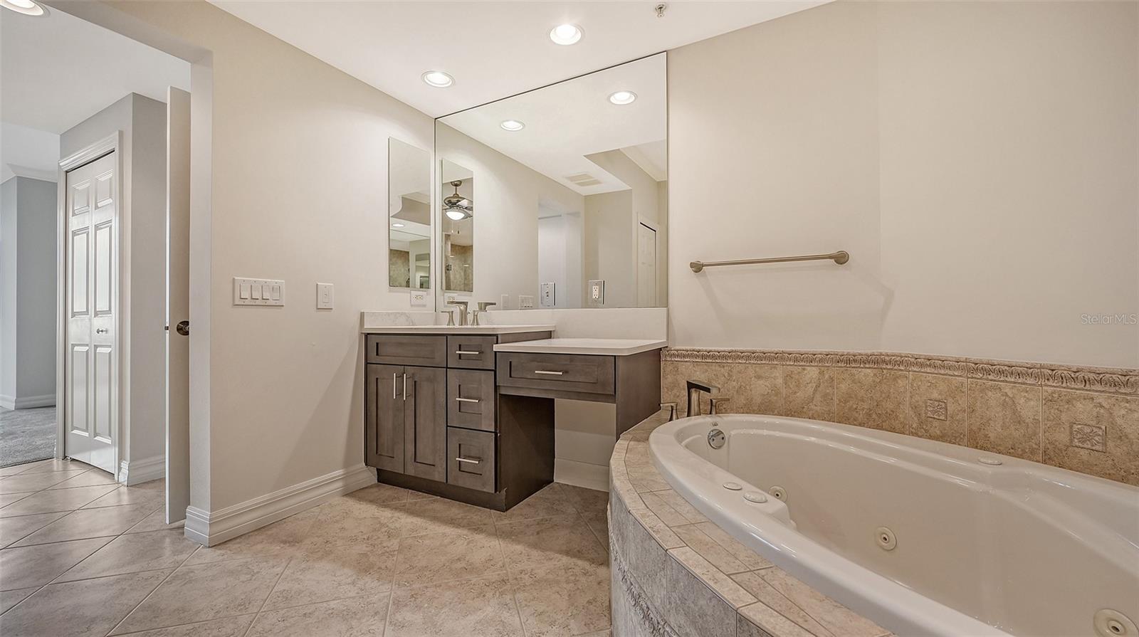 401 N POINT RD #603, OSPREY, FL — photo 37