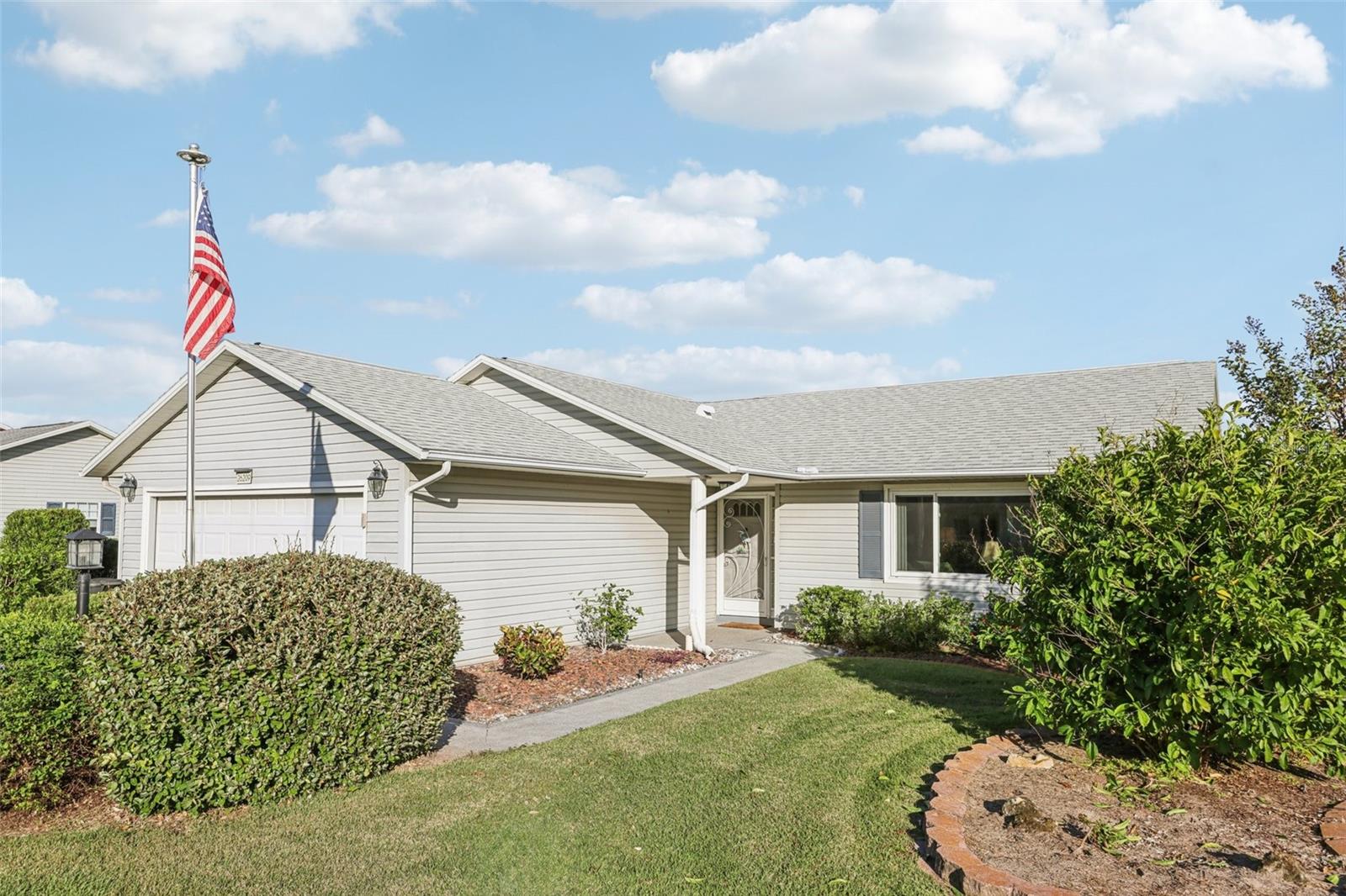 26209 NEWCOMBE CIR, LEESBURG, FL