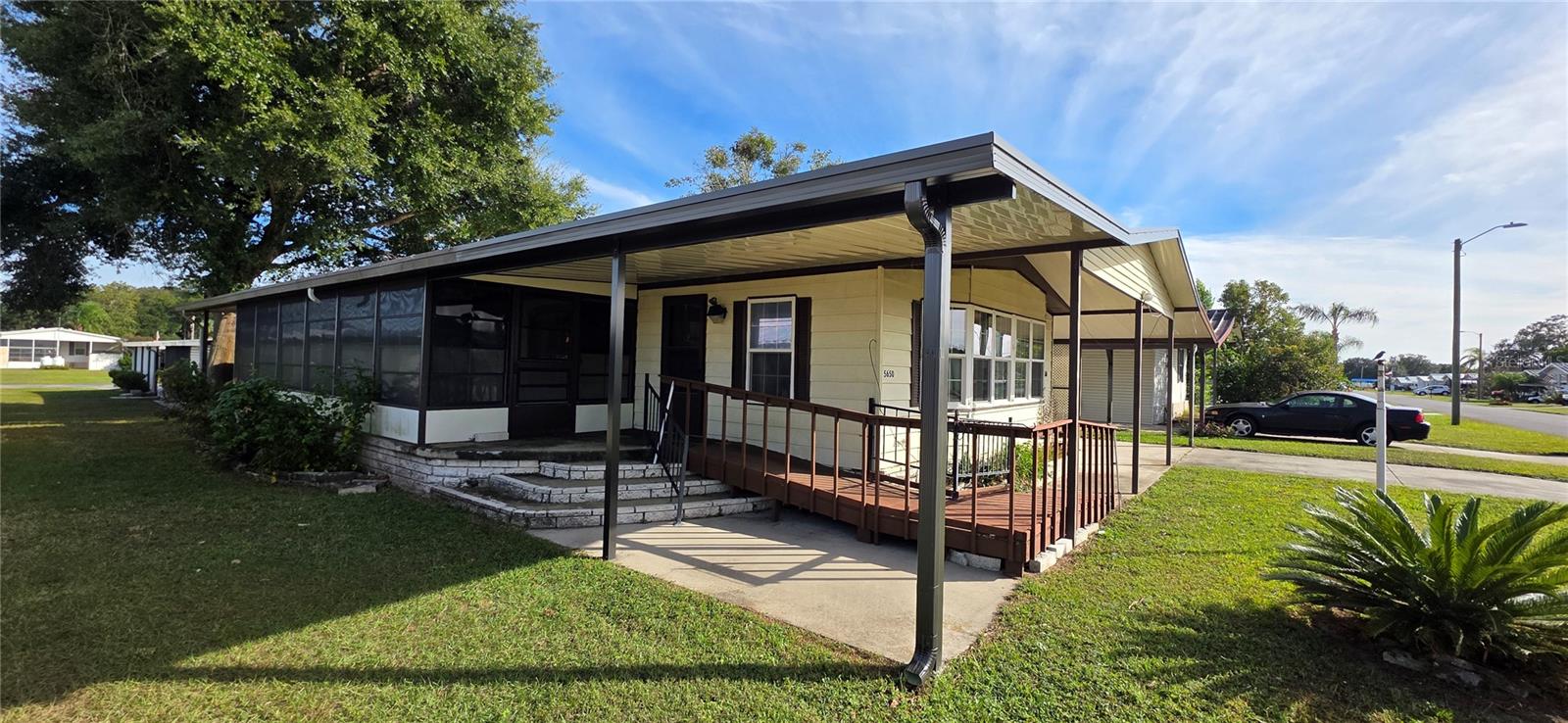 5650 BENTON ST, ZEPHYRHILLS, FL — photo 2