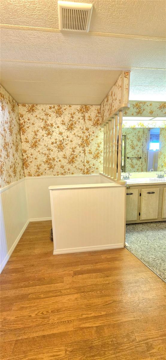 5650 BENTON ST, ZEPHYRHILLS, FL — photo 34