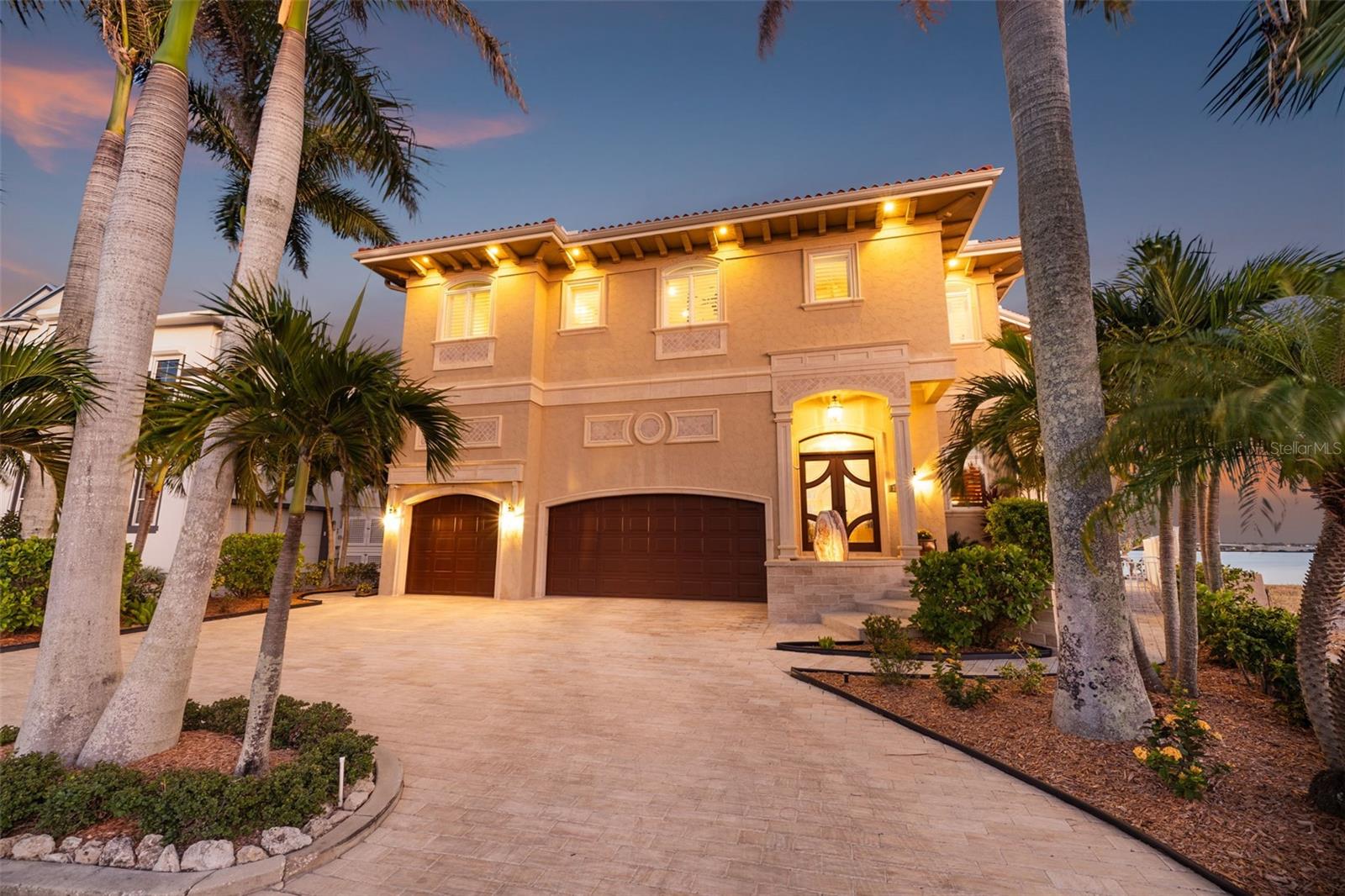 2165 LOUISA DR, BELLEAIR BEACH, FL