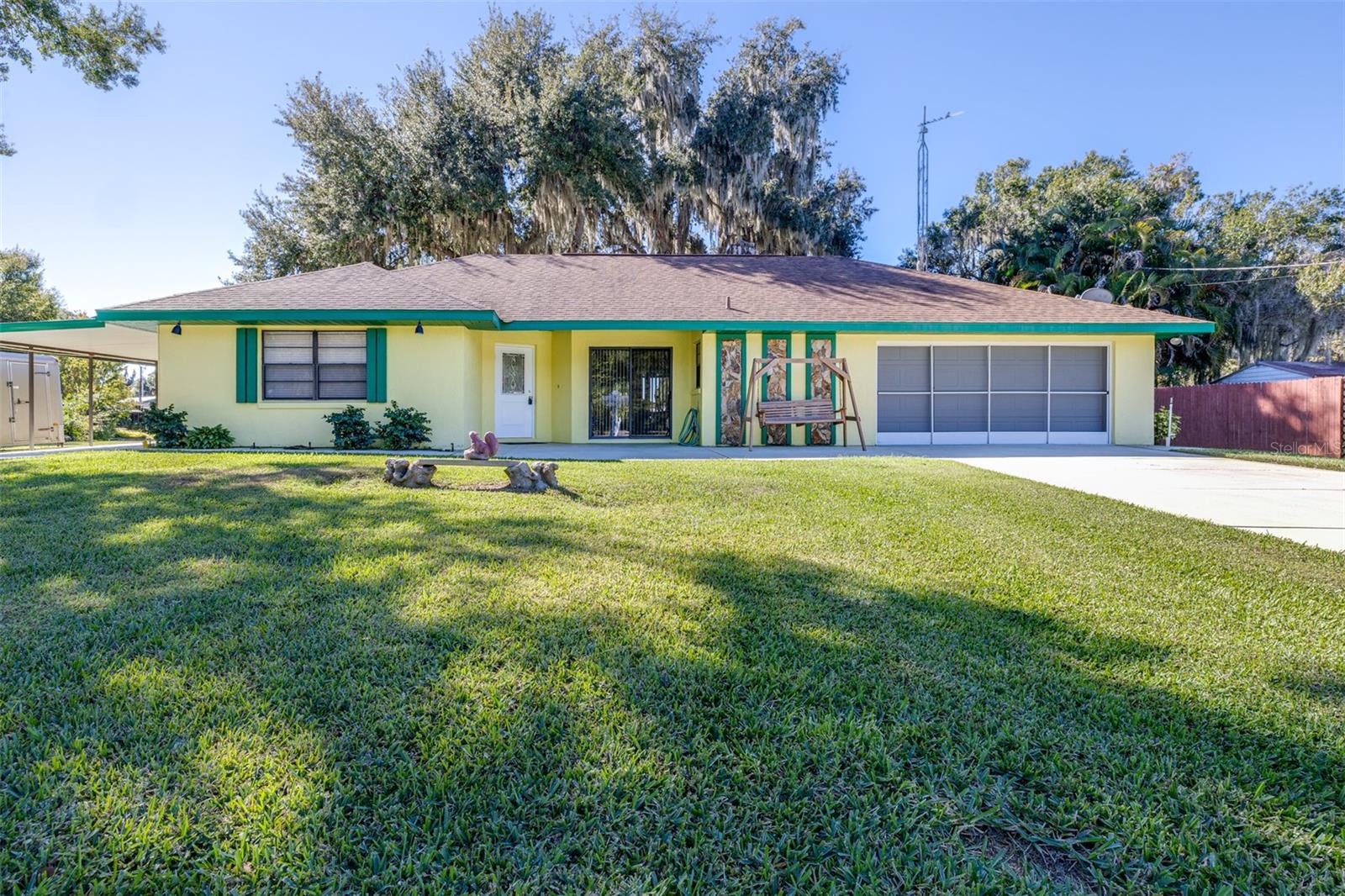623 RACOON LN, LORIDA, FL