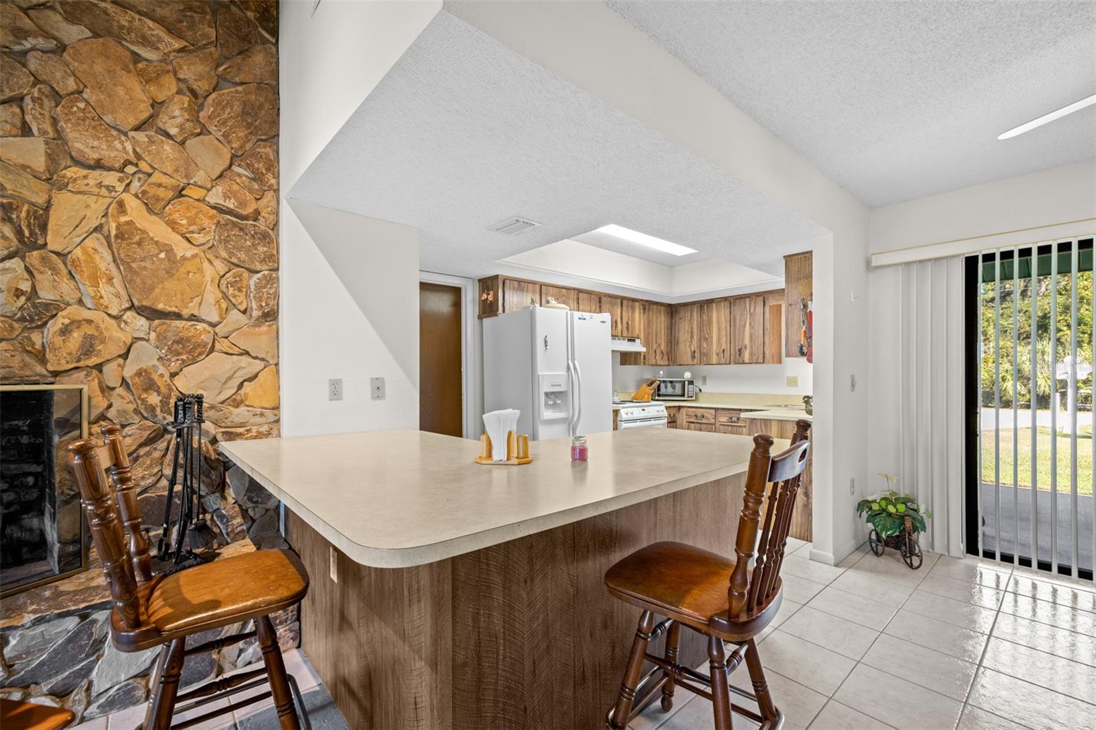 623 RACOON LN, LORIDA, FL — photo 15