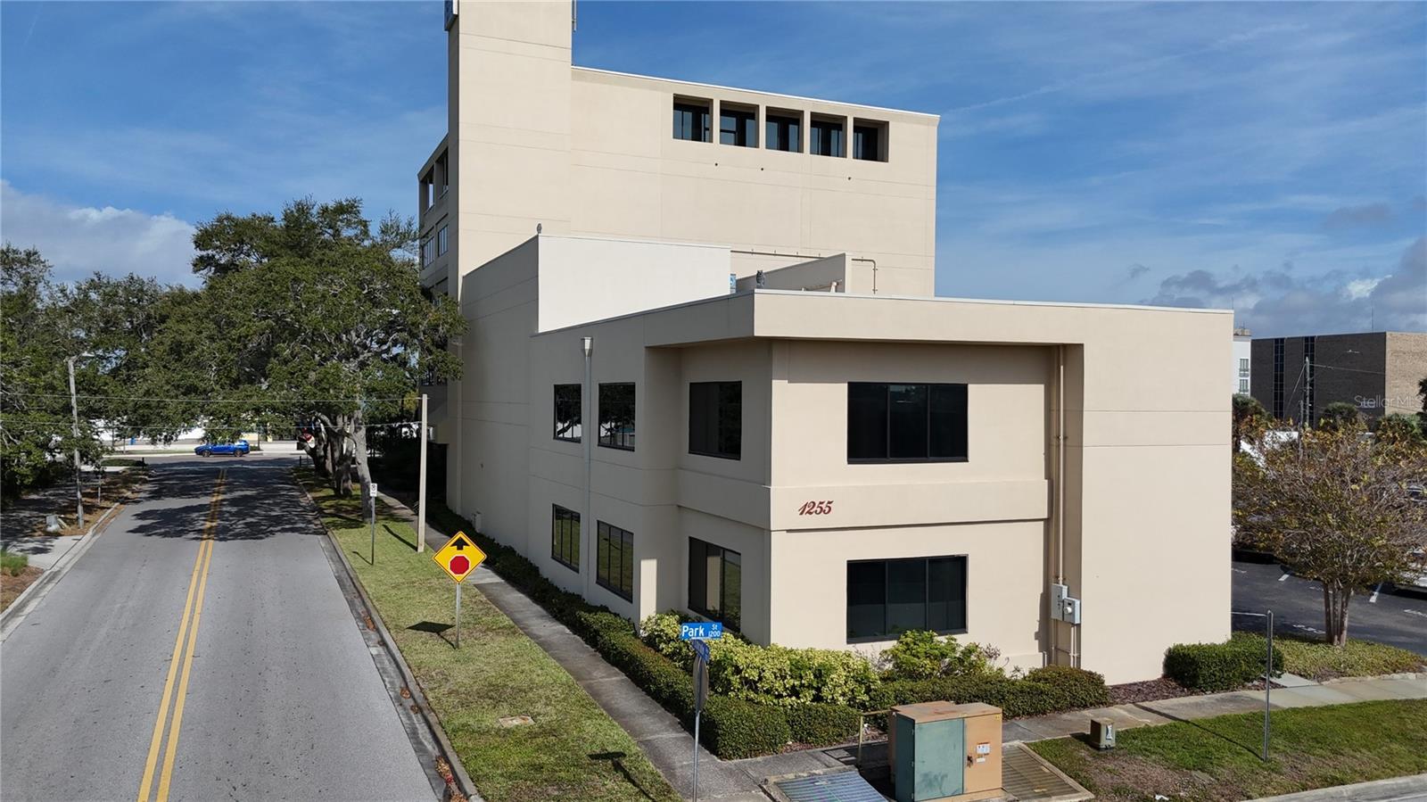1255 CLEVELAND ST #400, CLEARWATER, FL — photo 2