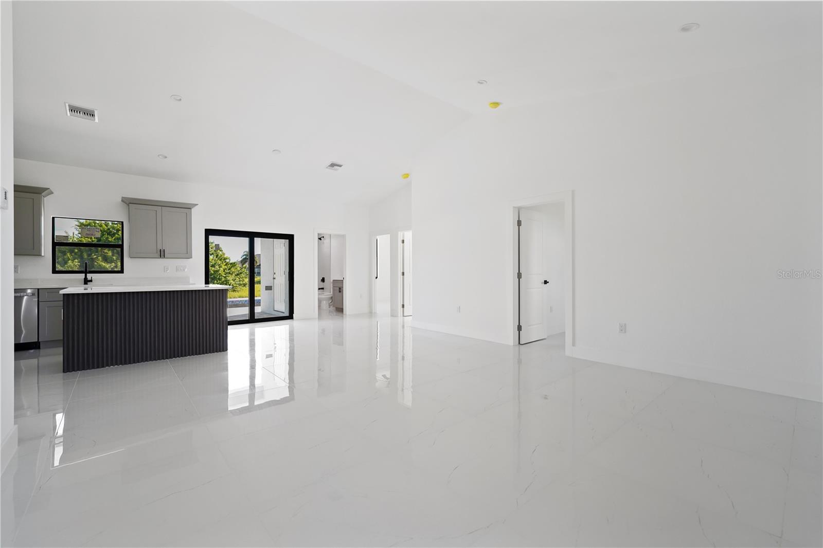 2458 NW 9TH TER, CAPE CORAL, FL — photo 8