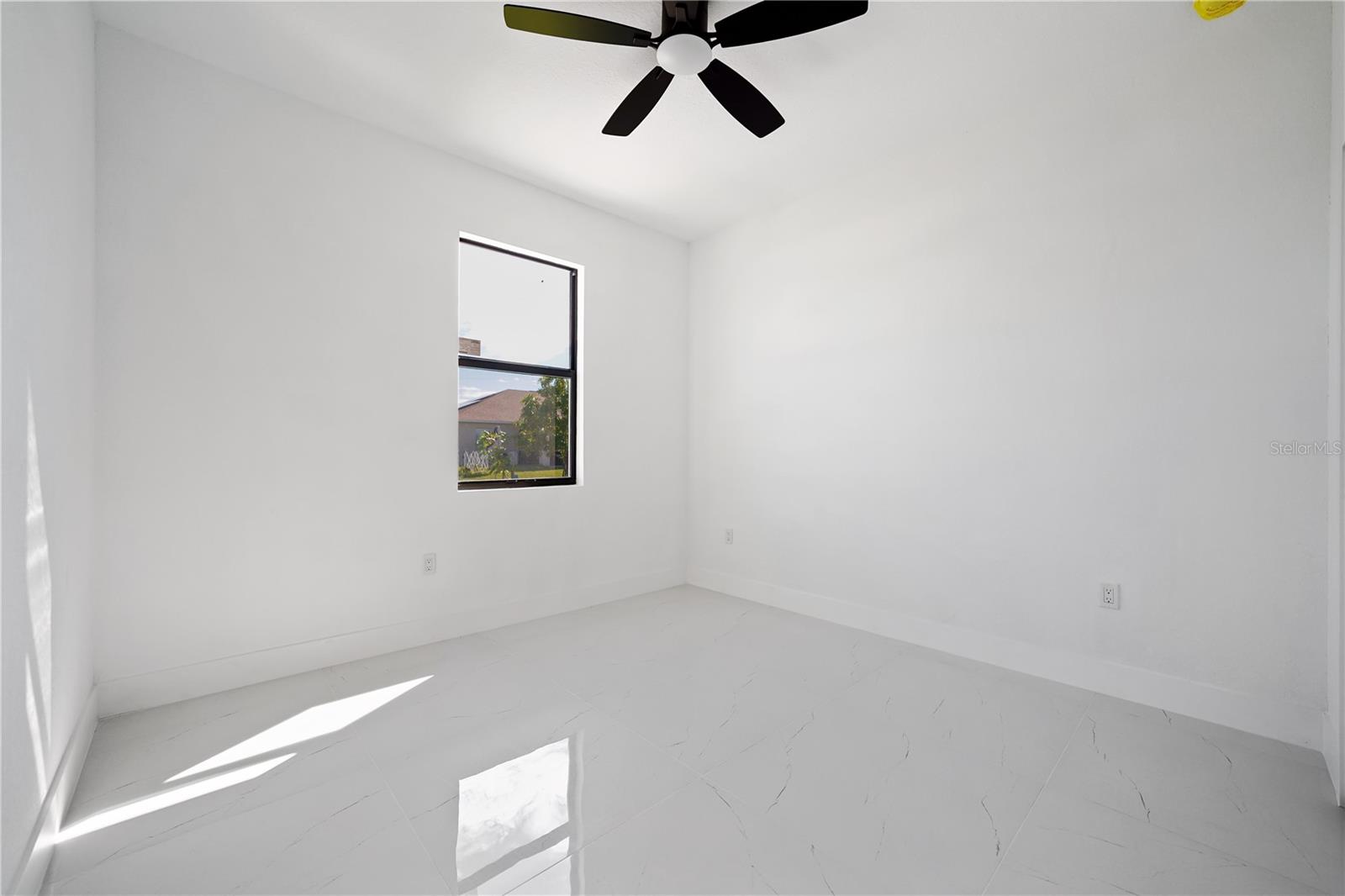 2458 NW 9TH TER, CAPE CORAL, FL — photo 20