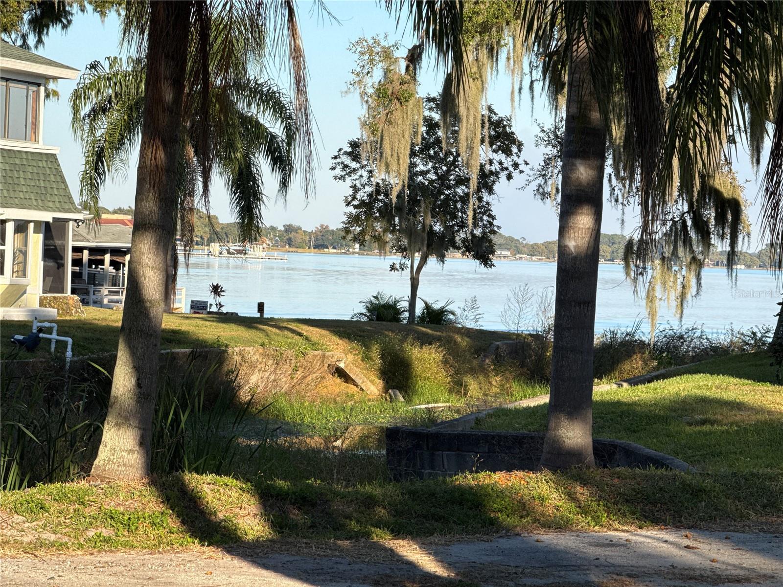 903 N HARBOR TERRACE, TAVARES, FL — photo 141
