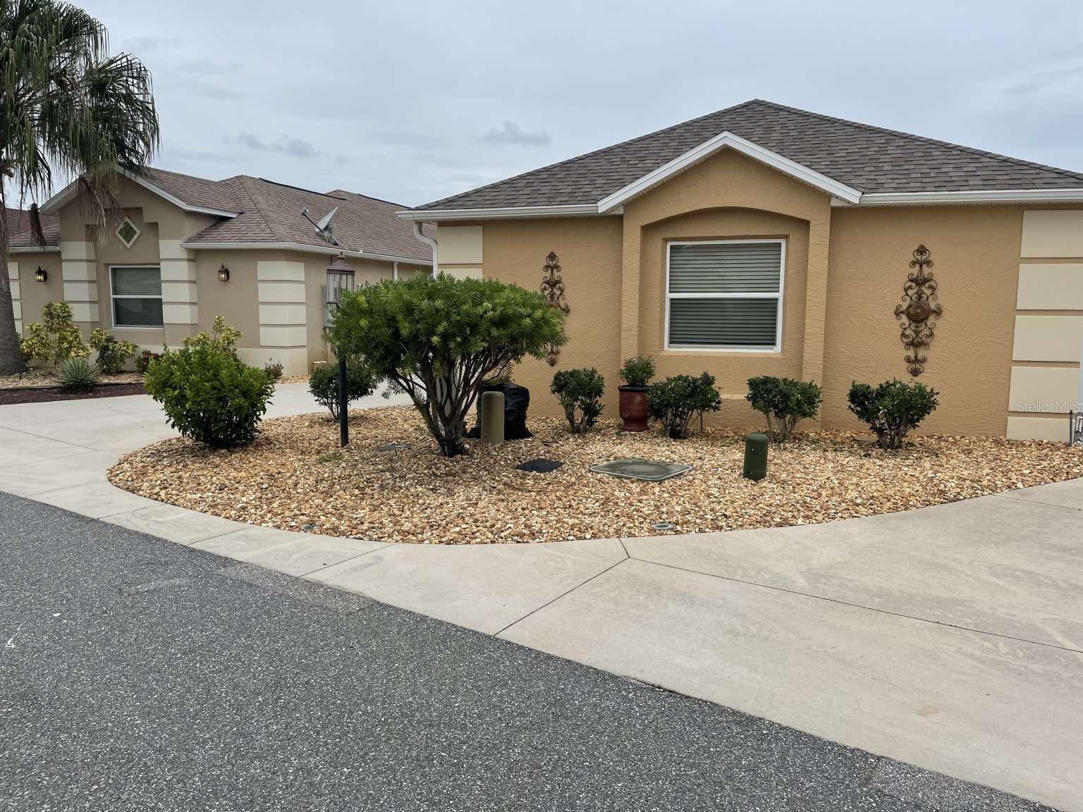 1067 CARVER CT, THE VILLAGES, FL