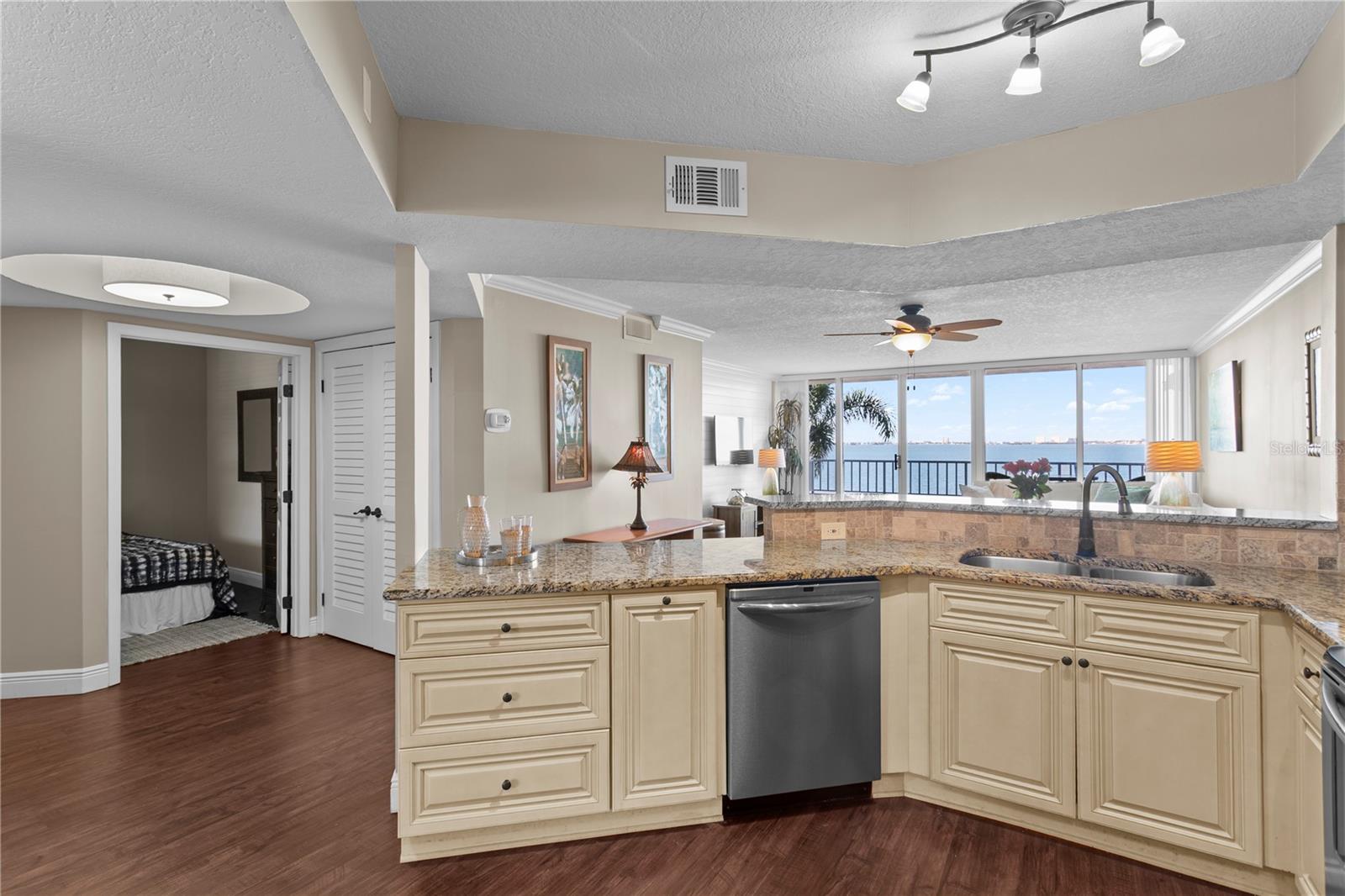 5279 ISLA KEY BLVD S #211, ST PETERSBURG, FL — photo 16