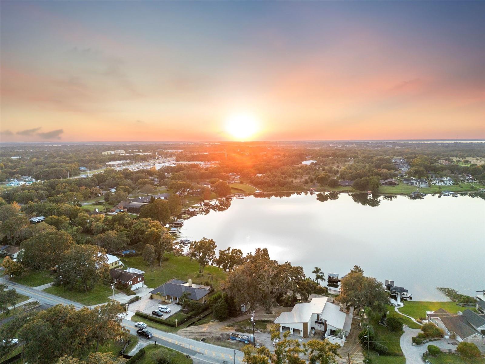 E CROOKED LAKE DR, EUSTIS, FL — photo 9
