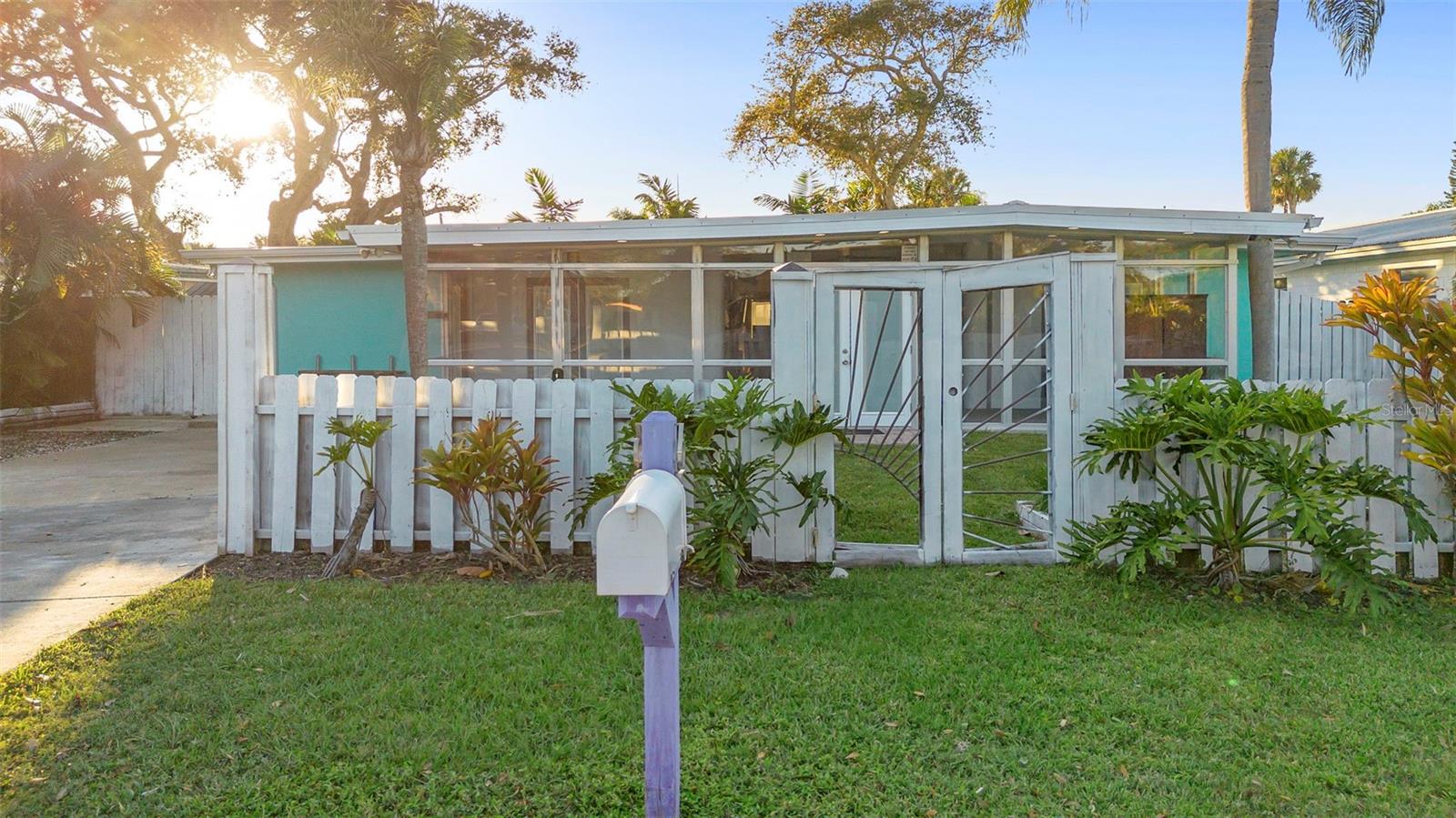 650 S PINE ST, NEW SMYRNA BEACH, FL — photo 9