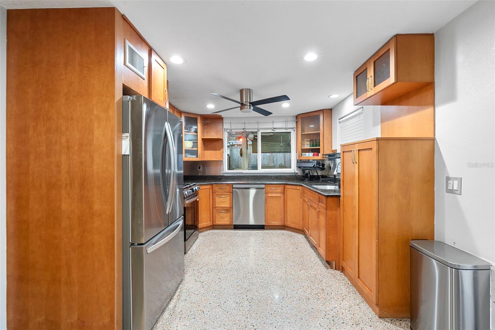 650 S PINE ST, NEW SMYRNA BEACH, FL — photo 16