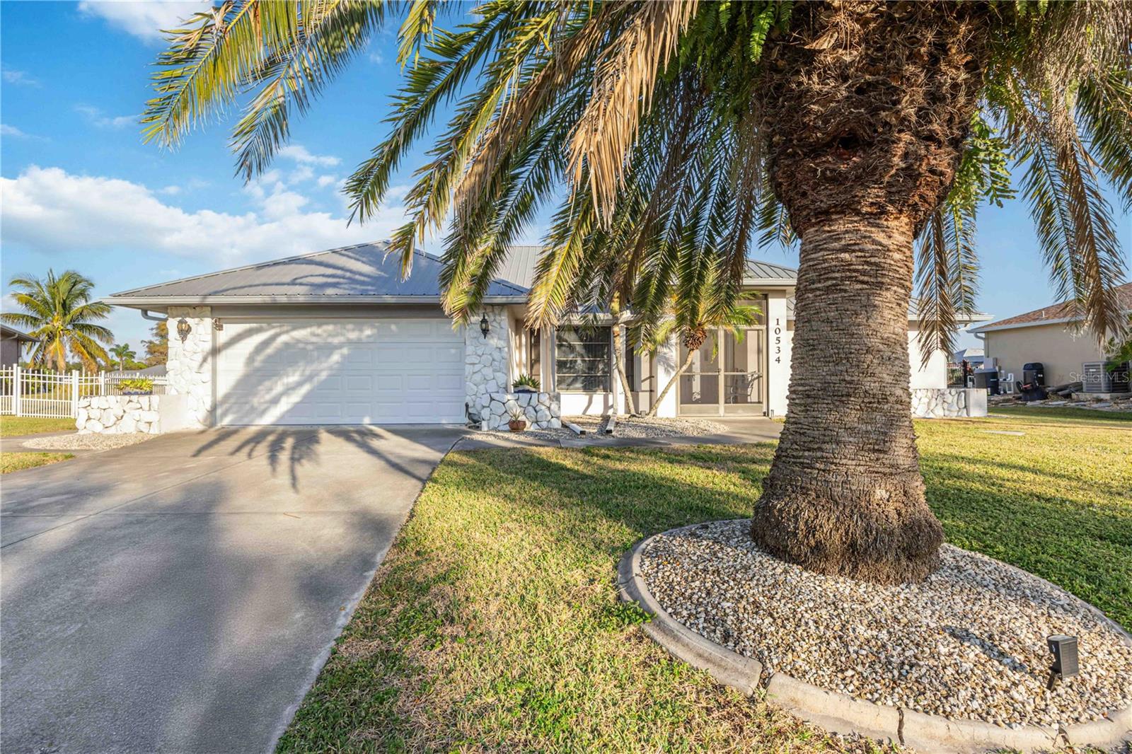 10534 ALPACA CIR, PORT CHARLOTTE, FL — photo 43