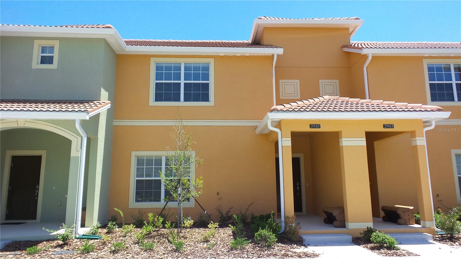 2945 BANANA PALM DR, KISSIMMEE, FL