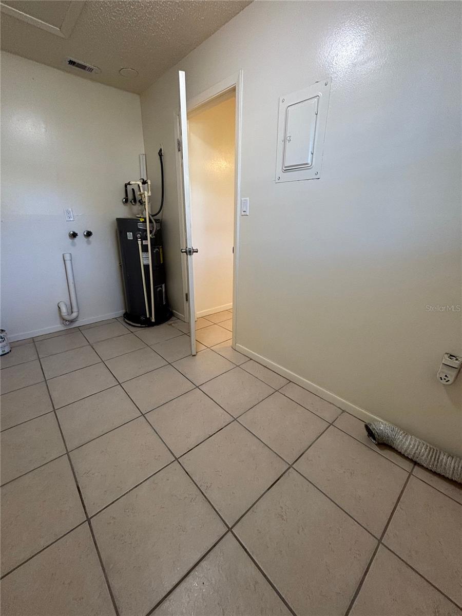 822A S LONE OAK DR, LEESBURG, FL — photo 5