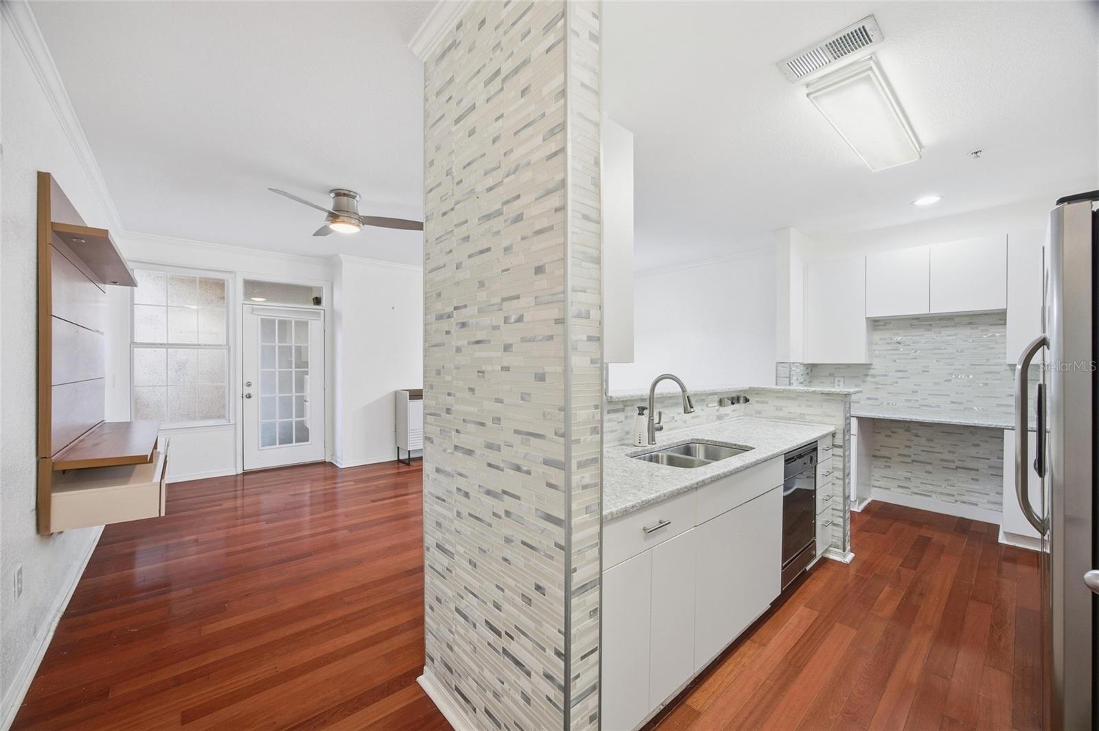 4221 W SPRUCE ST #2328, TAMPA, FL — photo 7