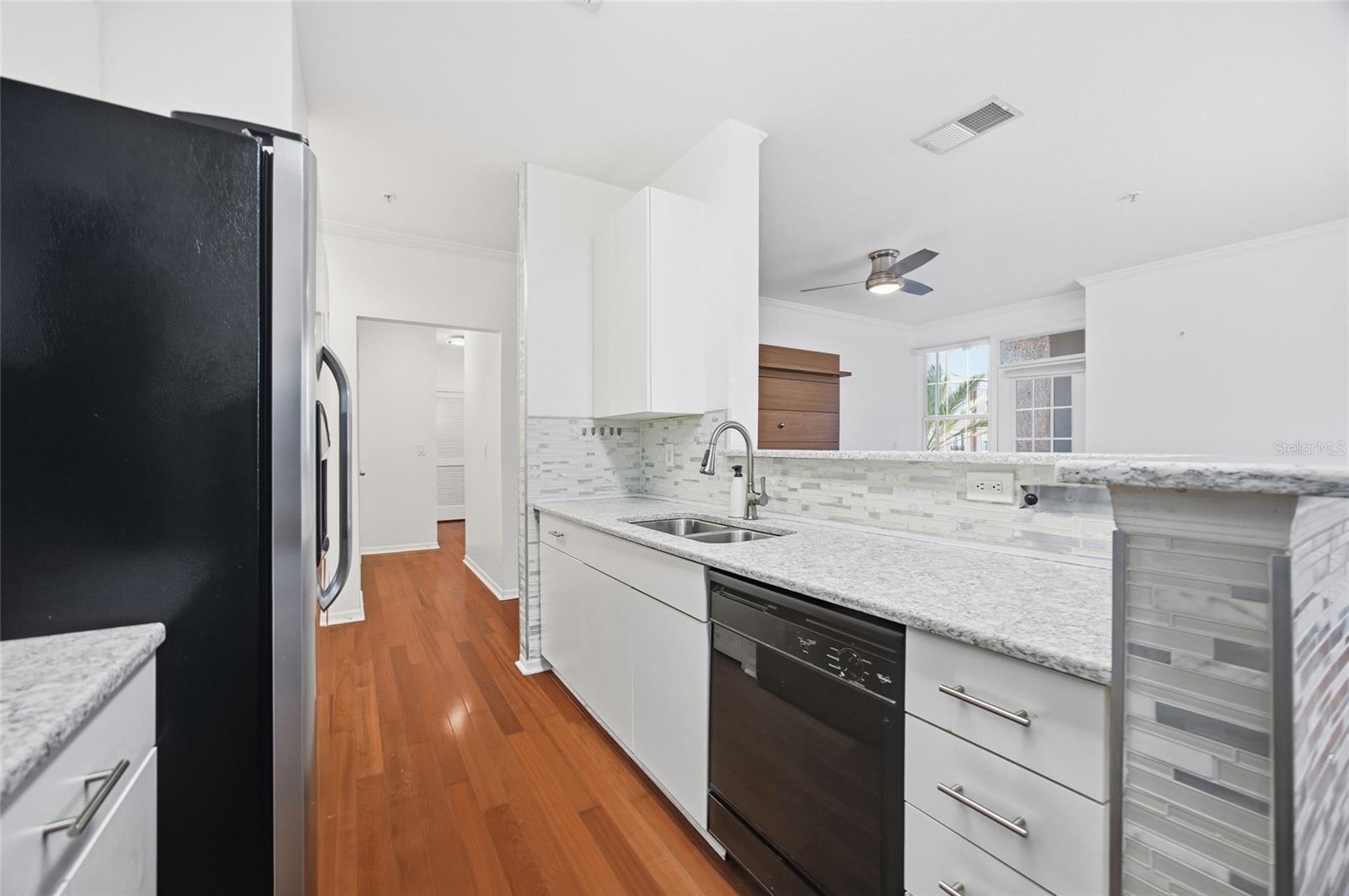 4221 W SPRUCE ST #2328, TAMPA, FL — photo 11