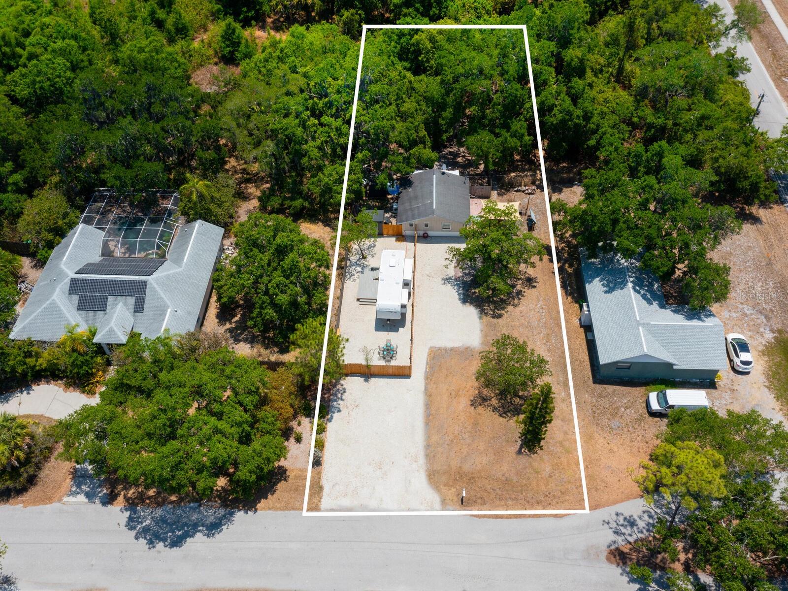 3200 TOBERO LN, SARASOTA, FL