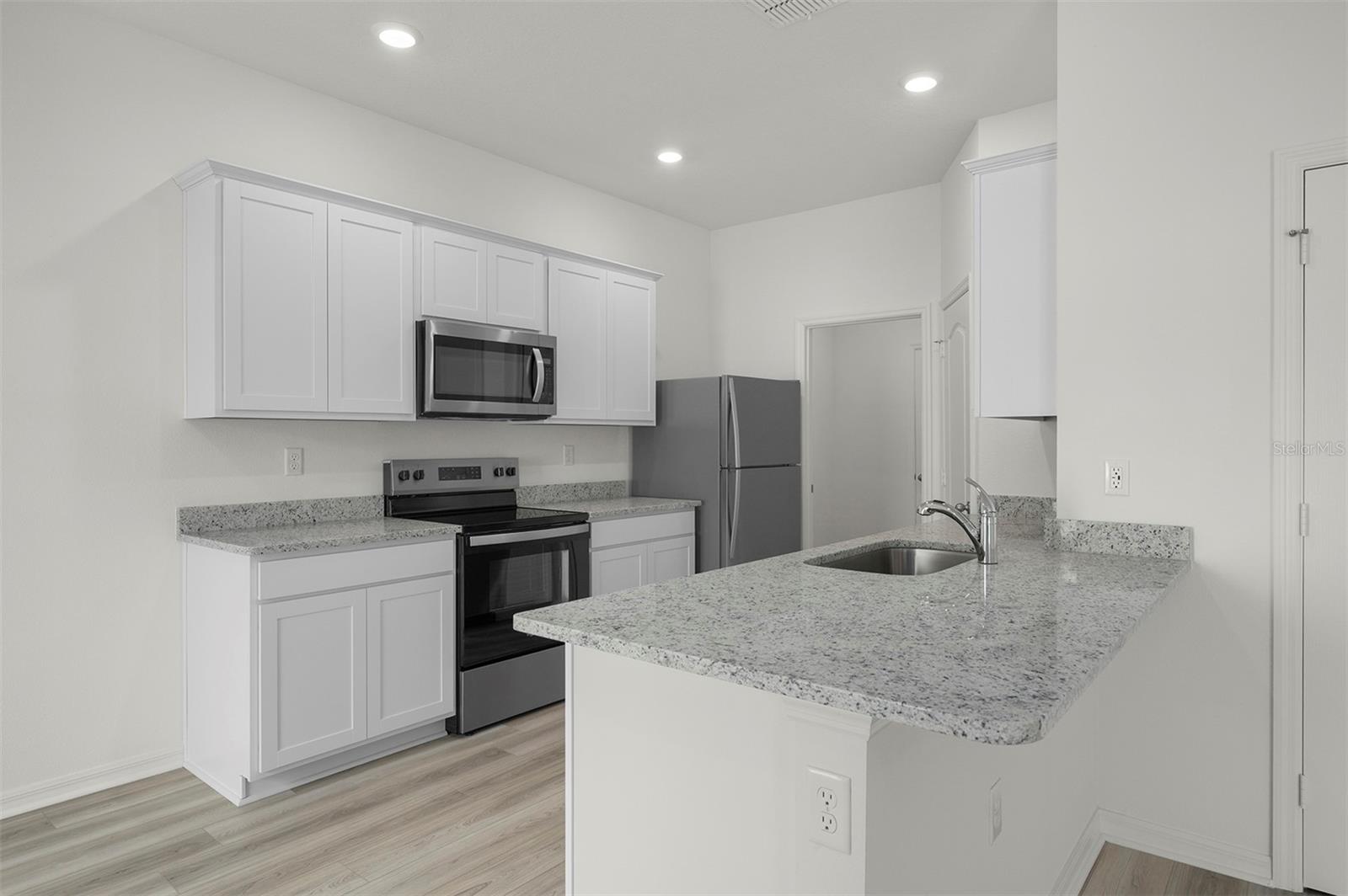 13320 TULA LOOP, ASTATULA, FL — photo 5
