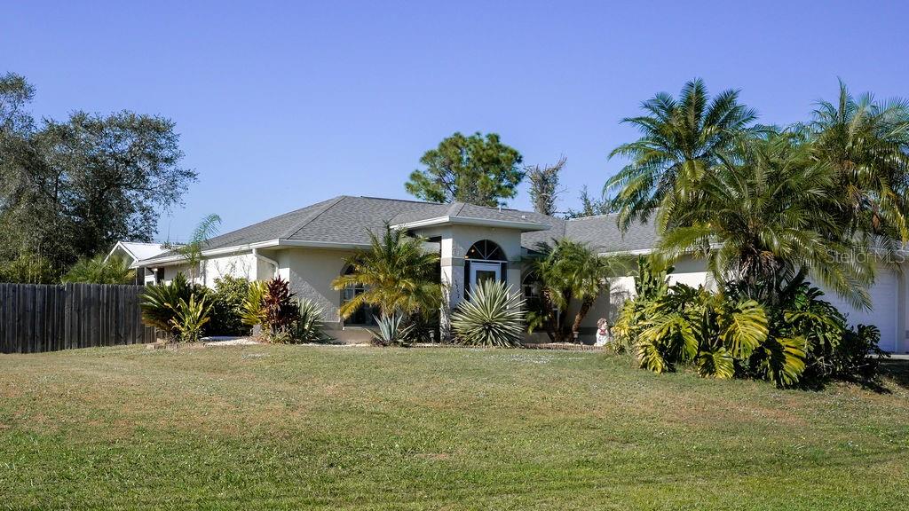3357 N CHAMBERLAIN BLVD, NORTH PORT, FL — photo 4