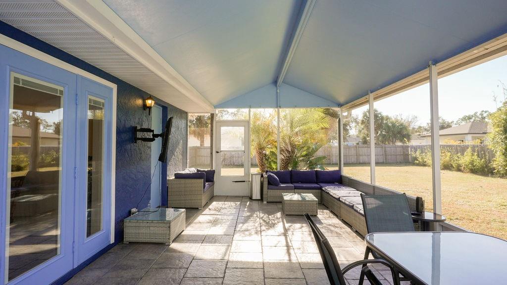 3357 N CHAMBERLAIN BLVD, NORTH PORT, FL — photo 9