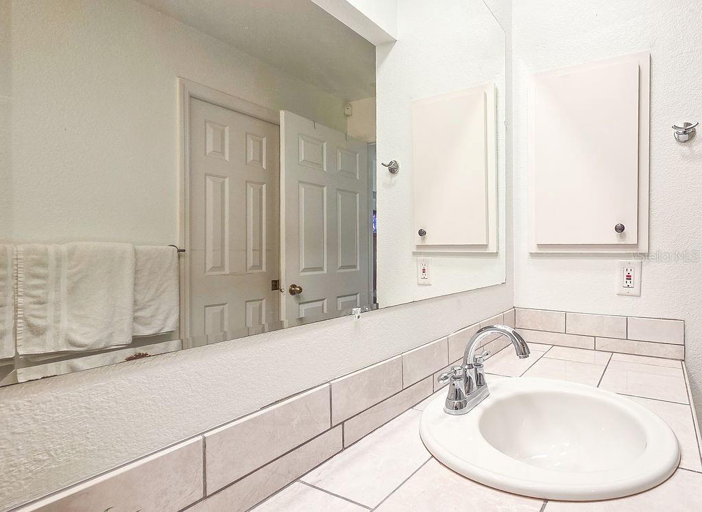3357 N CHAMBERLAIN BLVD, NORTH PORT, FL — photo 27