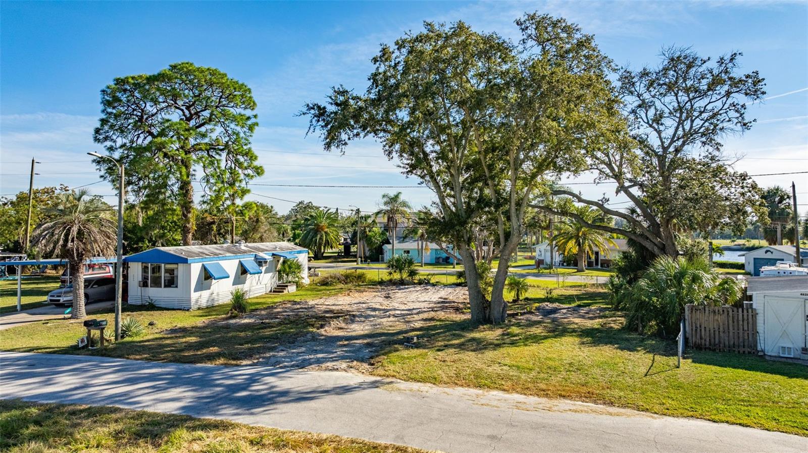 4836 SNUG HARBOR RD, NEW PORT RICHEY, FL — photo 4