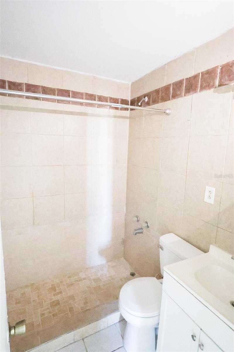 1950 E VALENCIA DR, BARTOW, FL — photo 9
