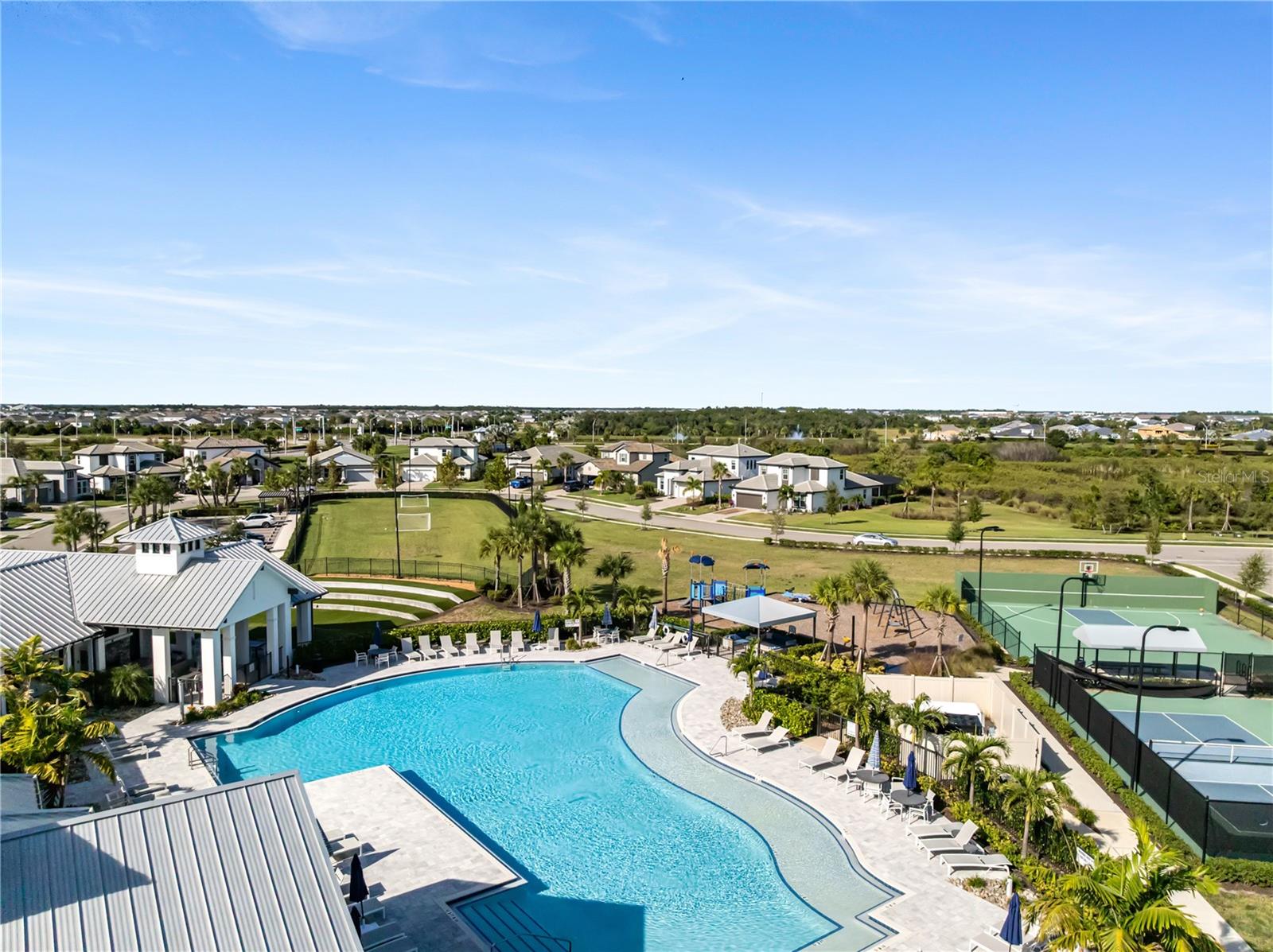 16743 SERAPHIC TRL, BRADENTON, FL — photo 48